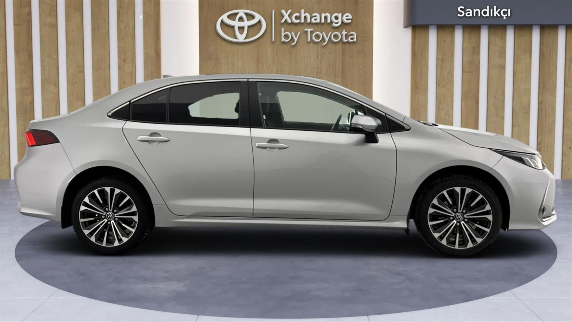 2023 TOYOTA COROLLA 1.8 HYBRID FLAME X-PACK E-CVT
