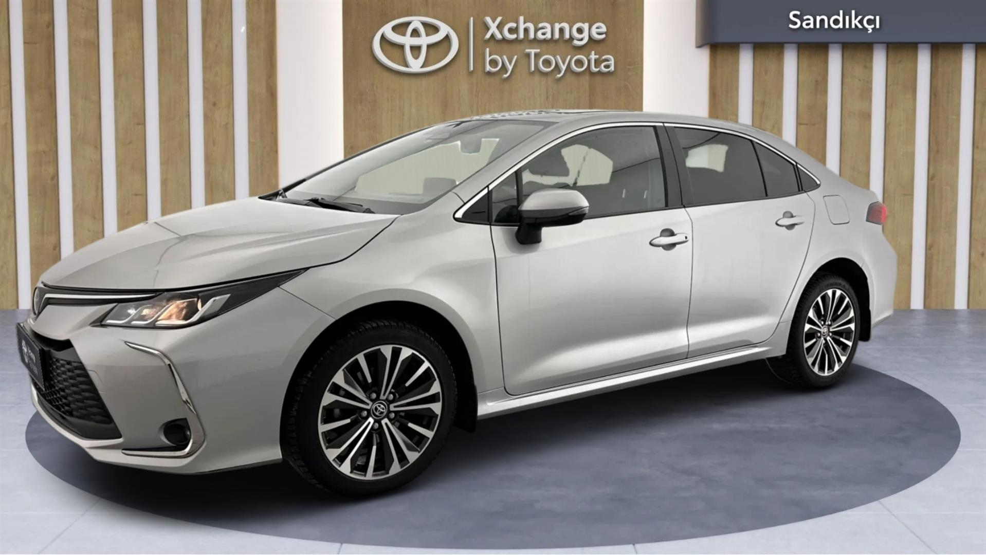 2023 TOYOTA COROLLA 1.8 HYBRID FLAME X-PACK E-CVT