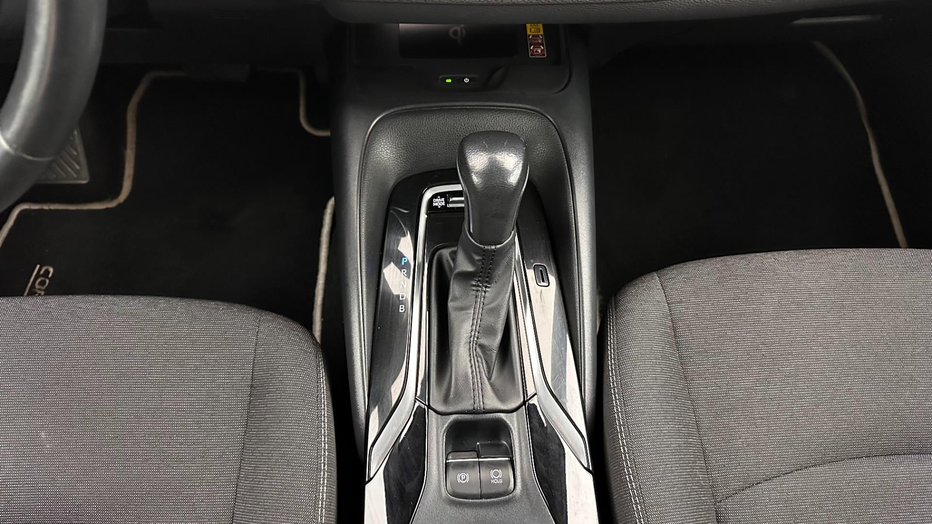 2023 TOYOTA COROLLA 1.8 HYBRID FLAME X-PACK E-CVT