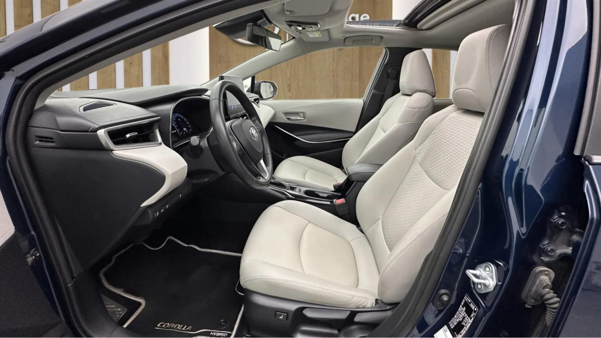 2023 TOYOTA COROLLA 1.8 HYBRID PASSION X-PACK E-CVT