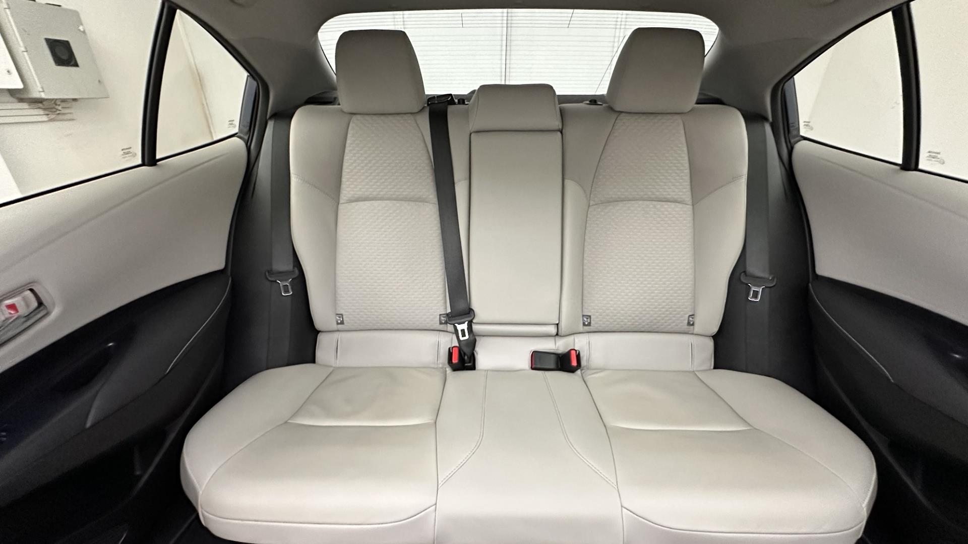 2023 TOYOTA COROLLA 1.8 HYBRID PASSION X-PACK E-CVT