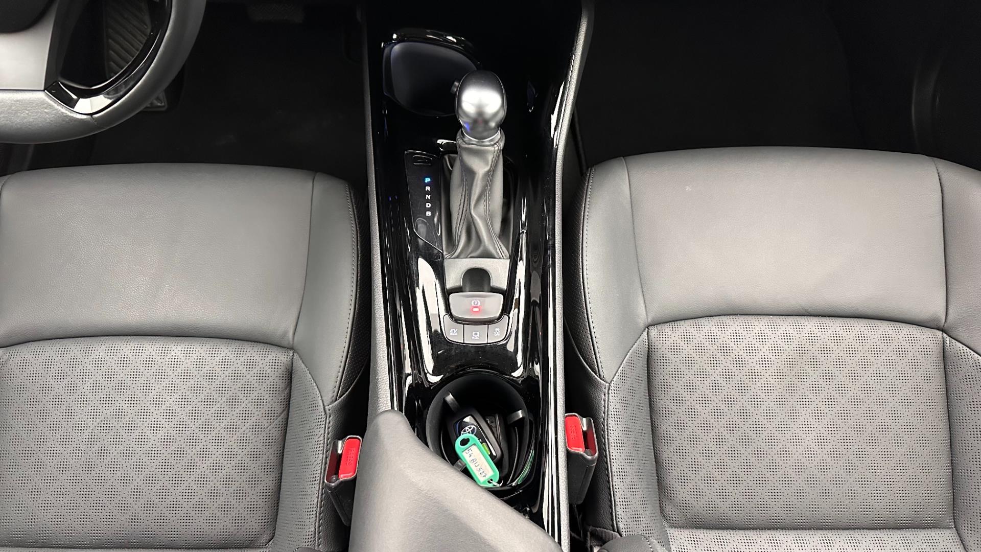 2023 TOYOTA C-HR 1.8 HYBRID 4*2 PASSION X- PACK E-CVT
