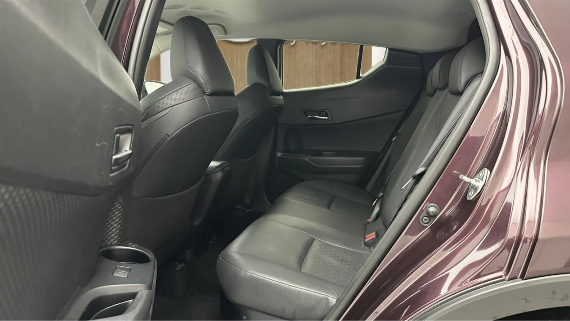 2023 TOYOTA C-HR 1.8 HYBRID 4*2 PASSION X- PACK E-CVT