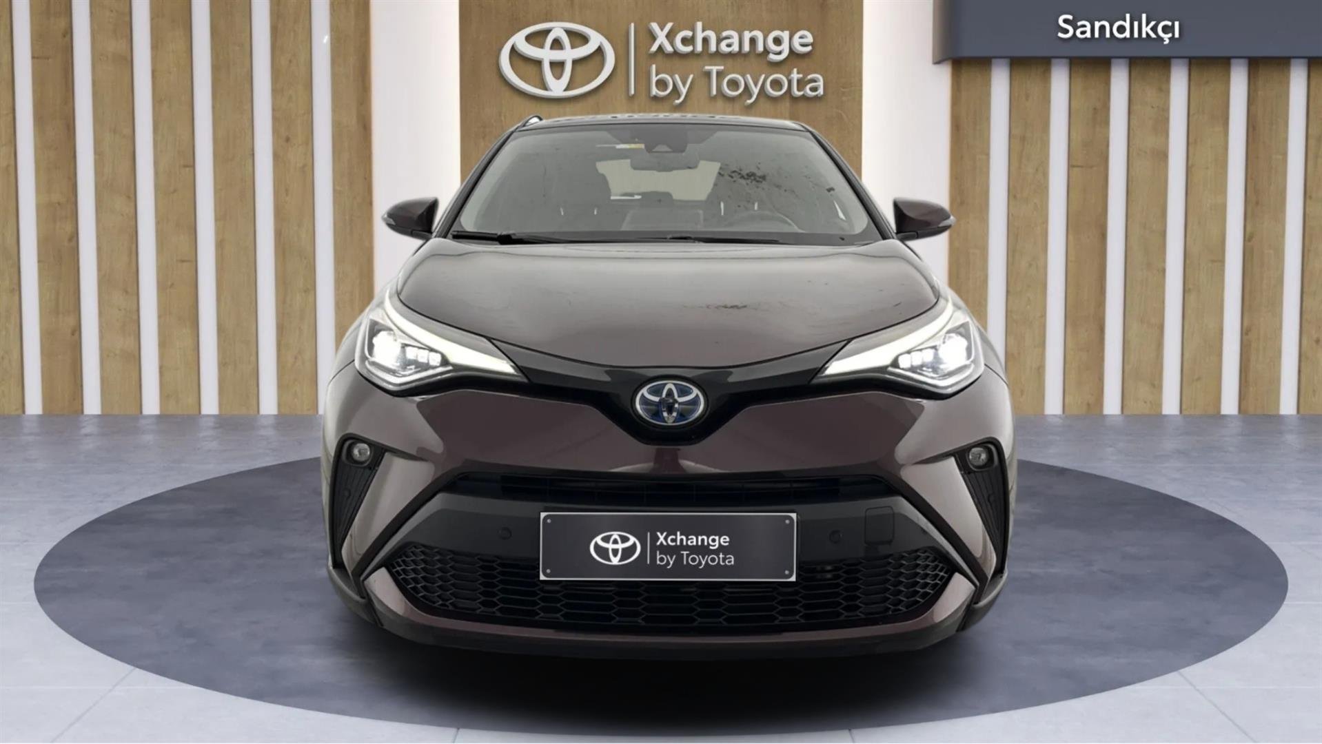 TOYOTA C-HR 1.8 HYBRID 4*2 PASSION X- PACK E-CVT