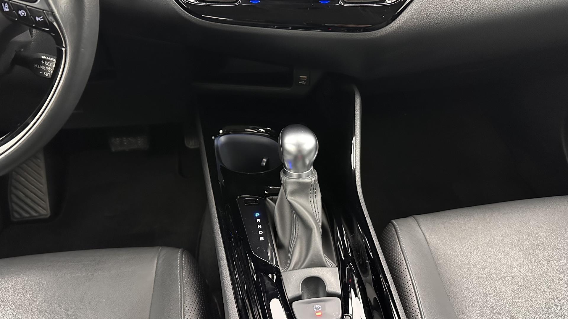 2023 TOYOTA C-HR 1.8 HYBRID 4*2 PASSION X- PACK E-CVT