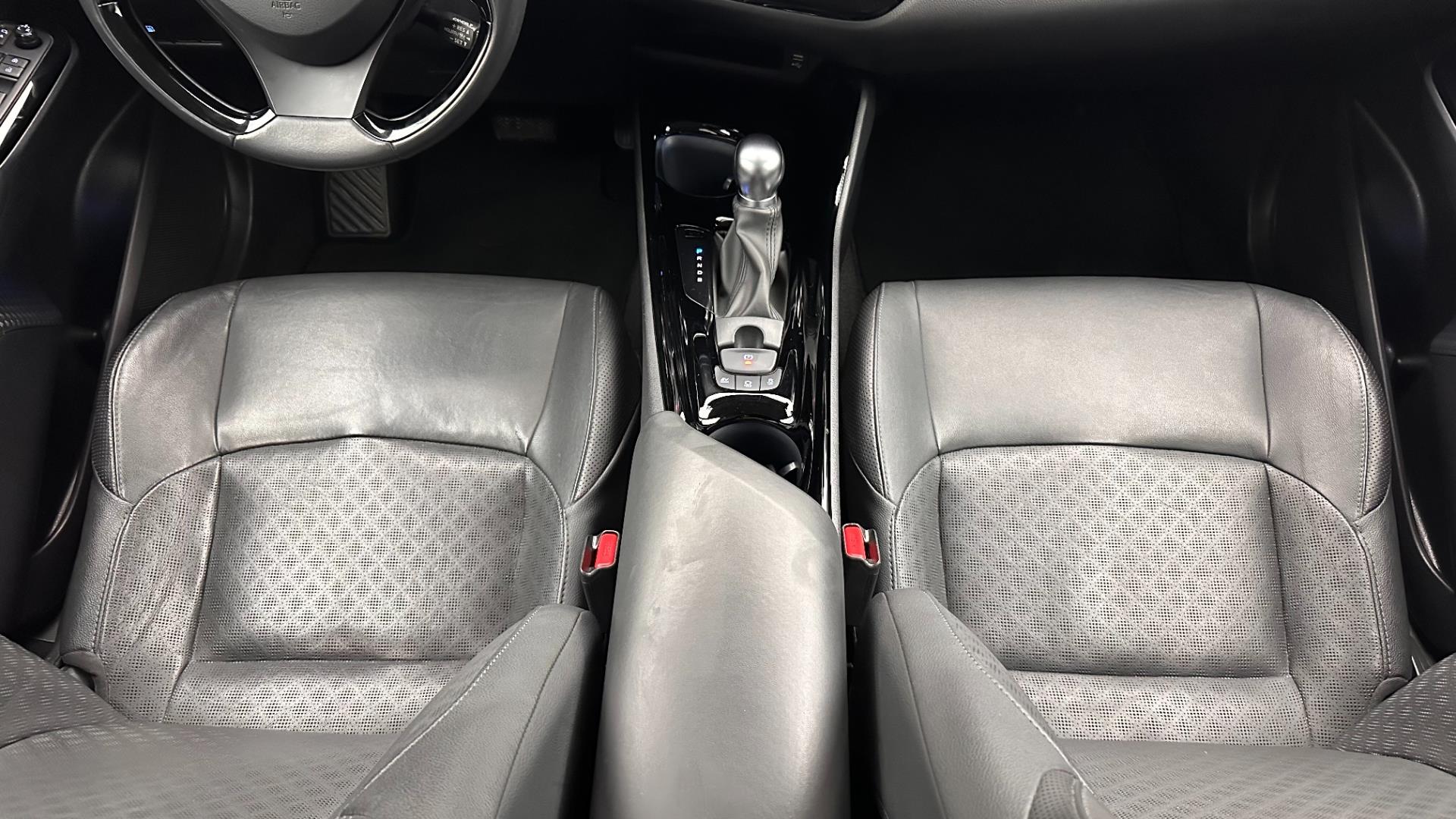 2023 TOYOTA C-HR 1.8 HYBRID 4*2 PASSION X- PACK E-CVT