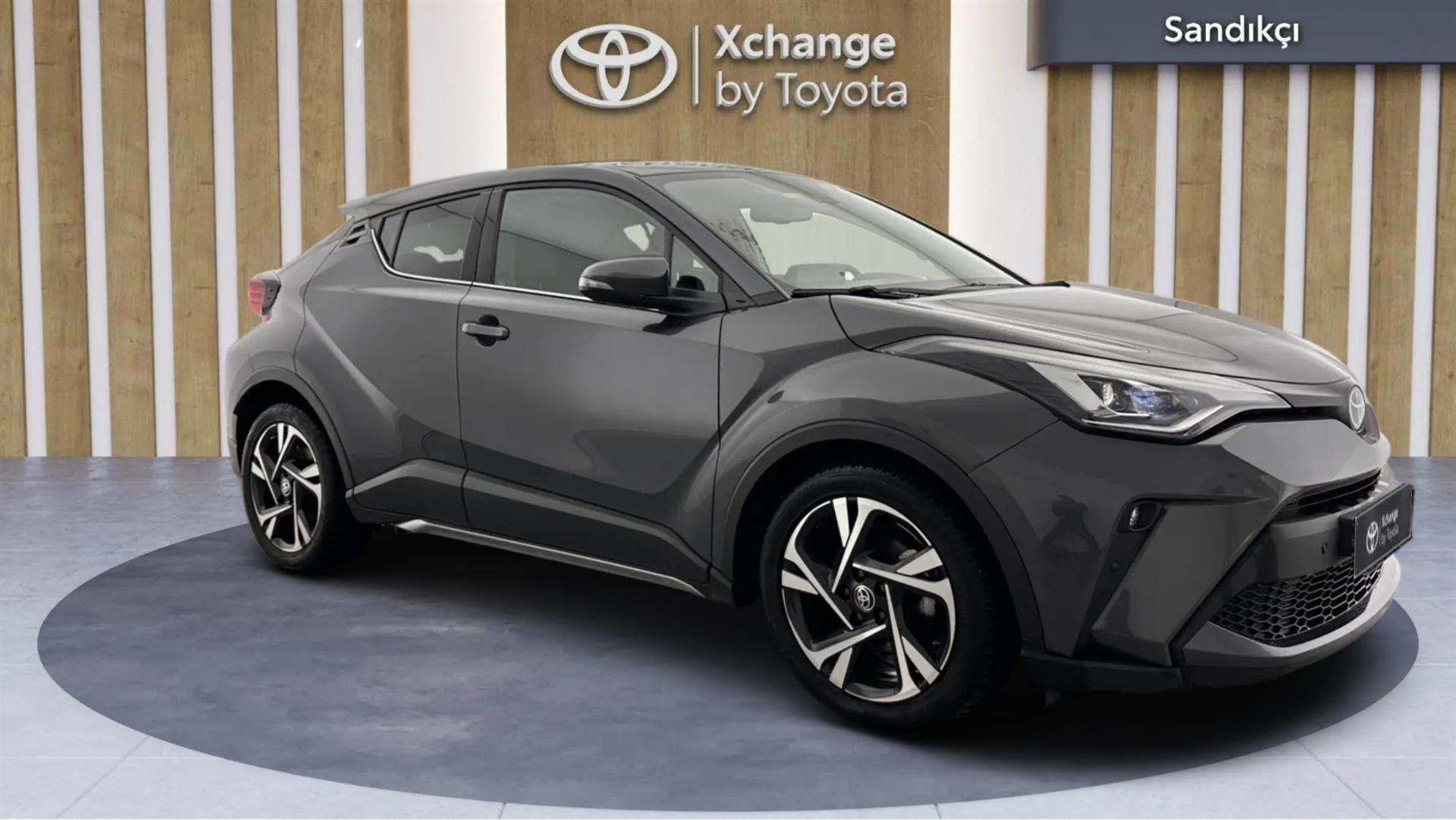 2023 TOYOTA C-HR 1.8 HYBRID 4*2 PASSION X- PACK E-CVT