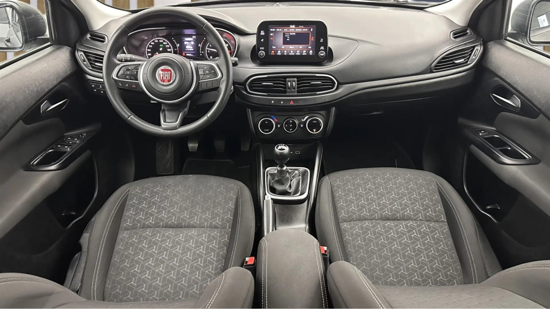 2023 FIAT EGEA CROSS  1.4 FIRE URBAN