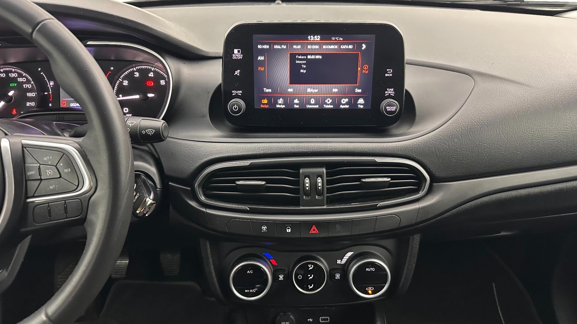 2023 FIAT EGEA CROSS  1.4 FIRE URBAN