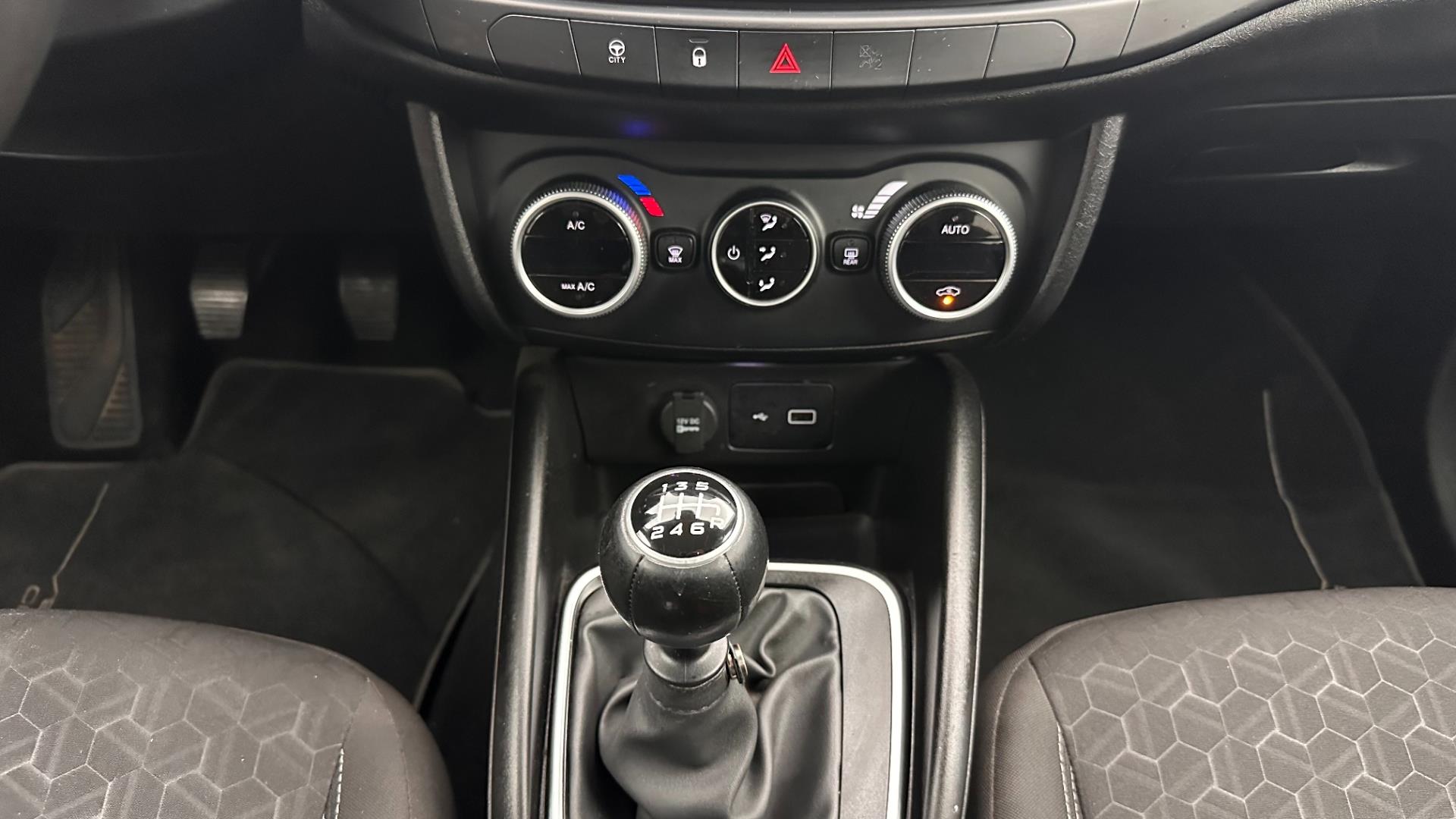 2023 FIAT EGEA CROSS  1.4 FIRE URBAN
