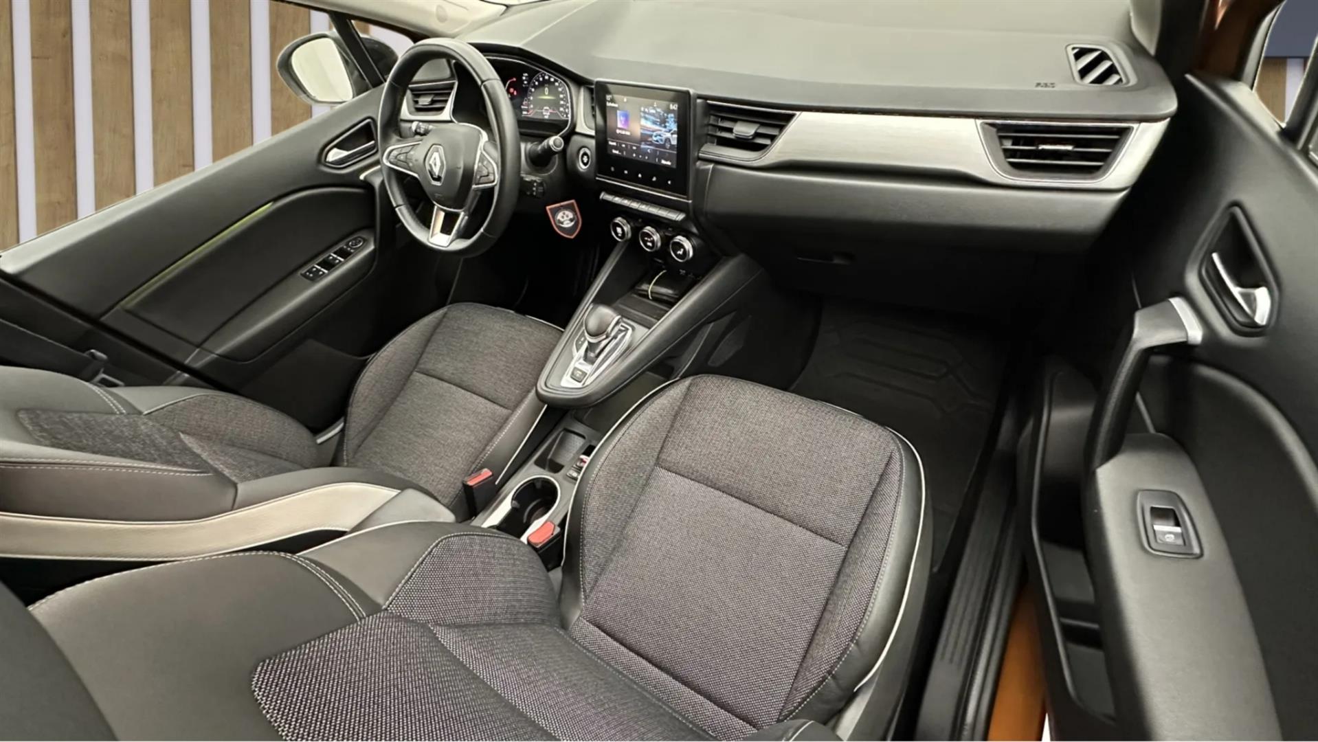 2020 RENAULT CAPTUR 1.3 TCE ICON EDC