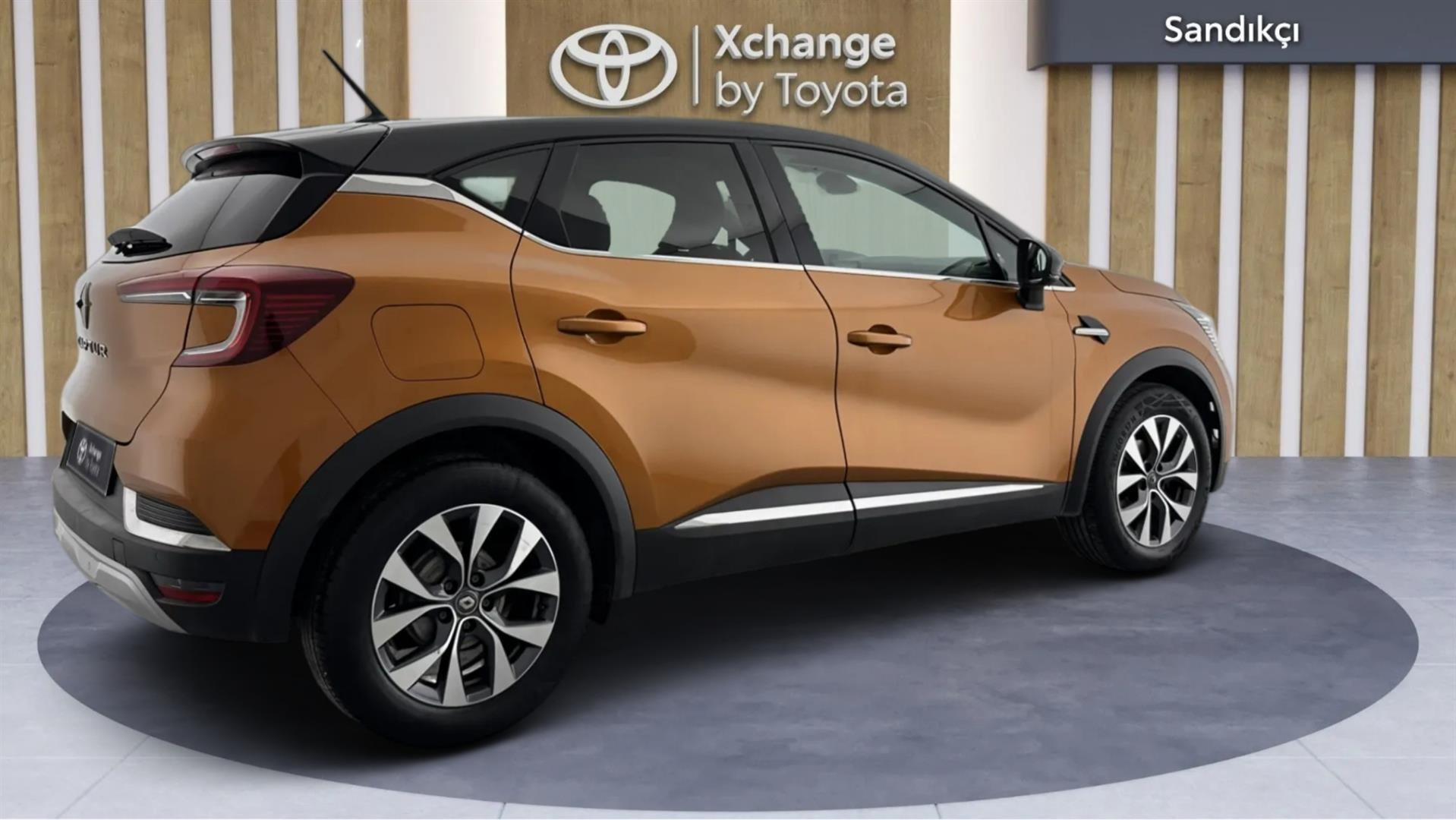 2020 RENAULT CAPTUR 1.3 TCE ICON EDC