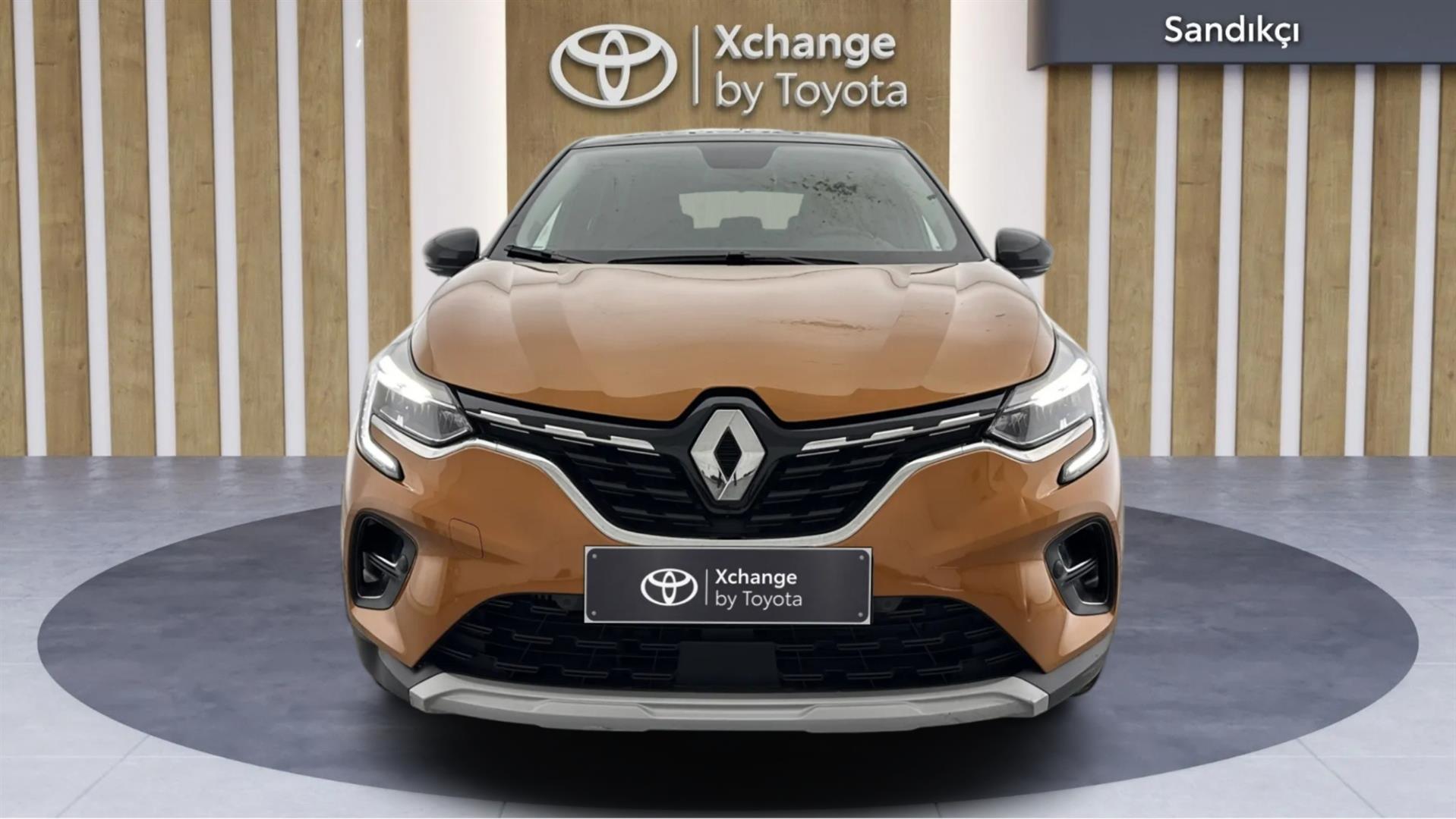 RENAULT CAPTUR 1.3 TCE ICON EDC