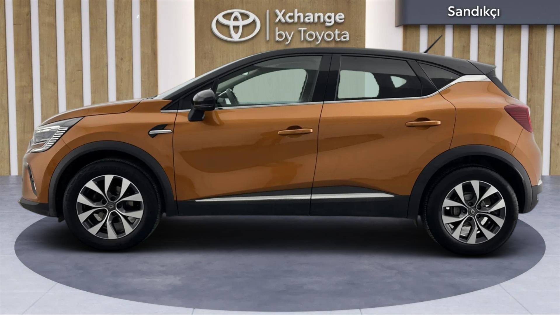 2020 RENAULT CAPTUR 1.3 TCE ICON EDC