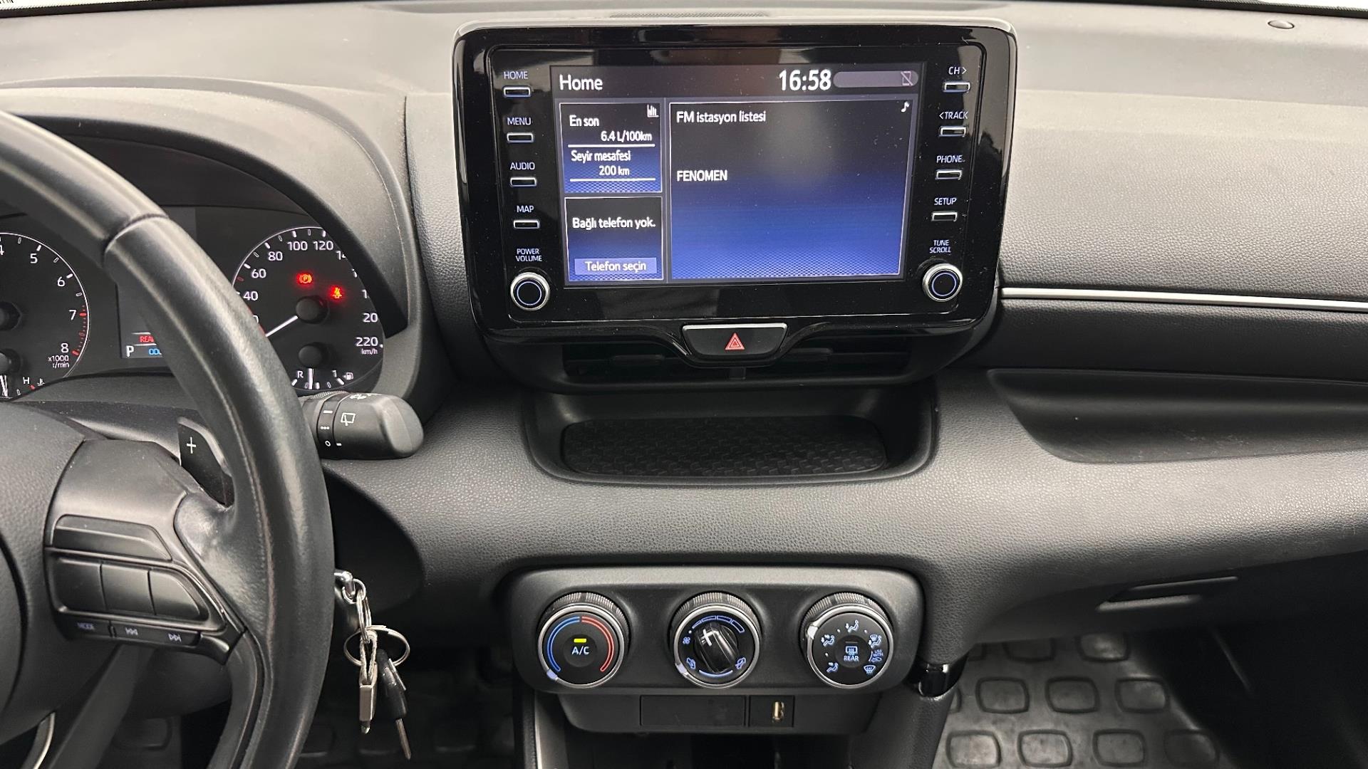 2021 TOYOTA YARIS 1.5 DREAM MULTIDRIVE S