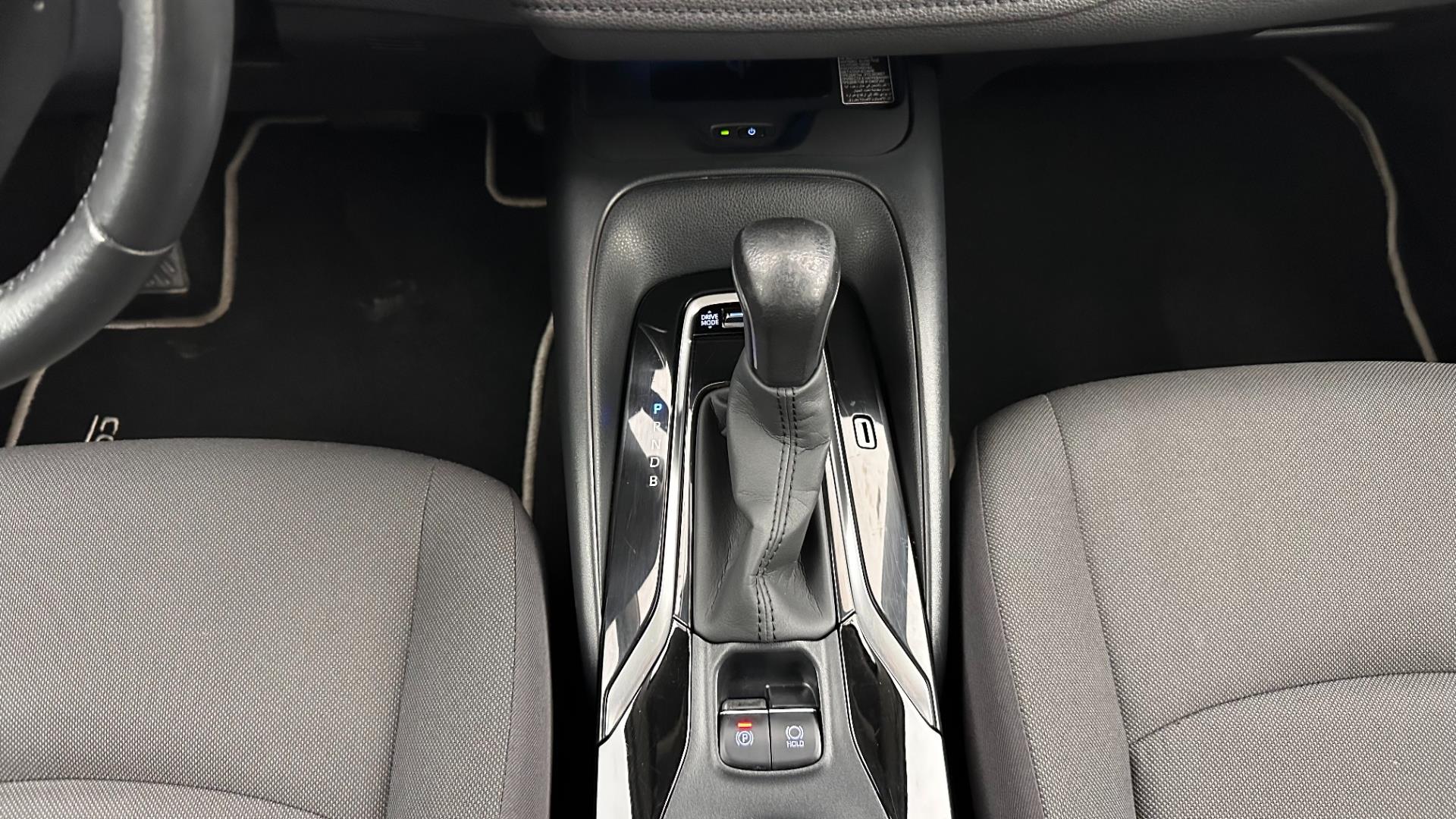 2022 TOYOTA COROLLA 1.8 HYBRID FLAME E-CVT