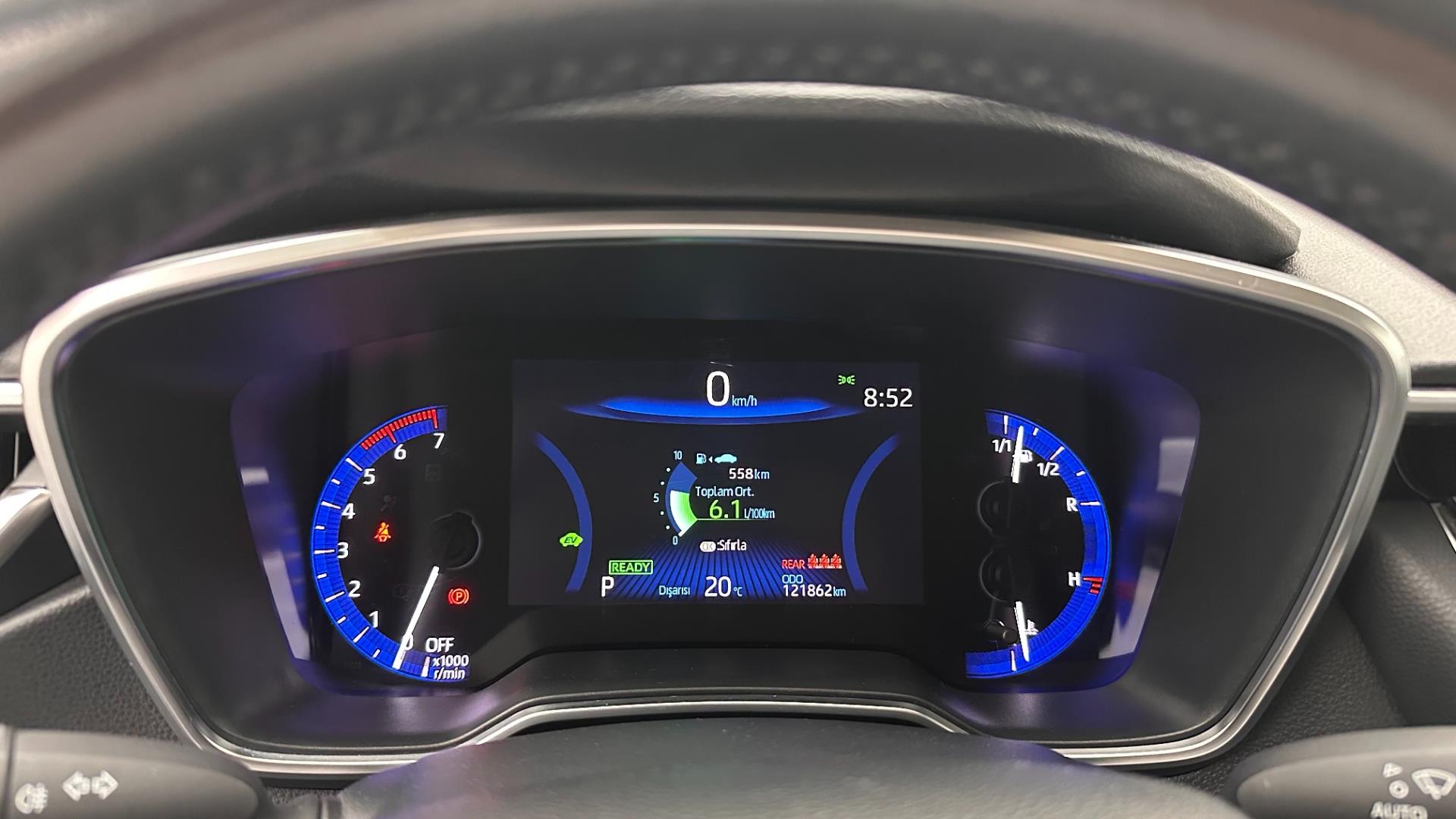 2022 TOYOTA COROLLA 1.8 HYBRID FLAME E-CVT