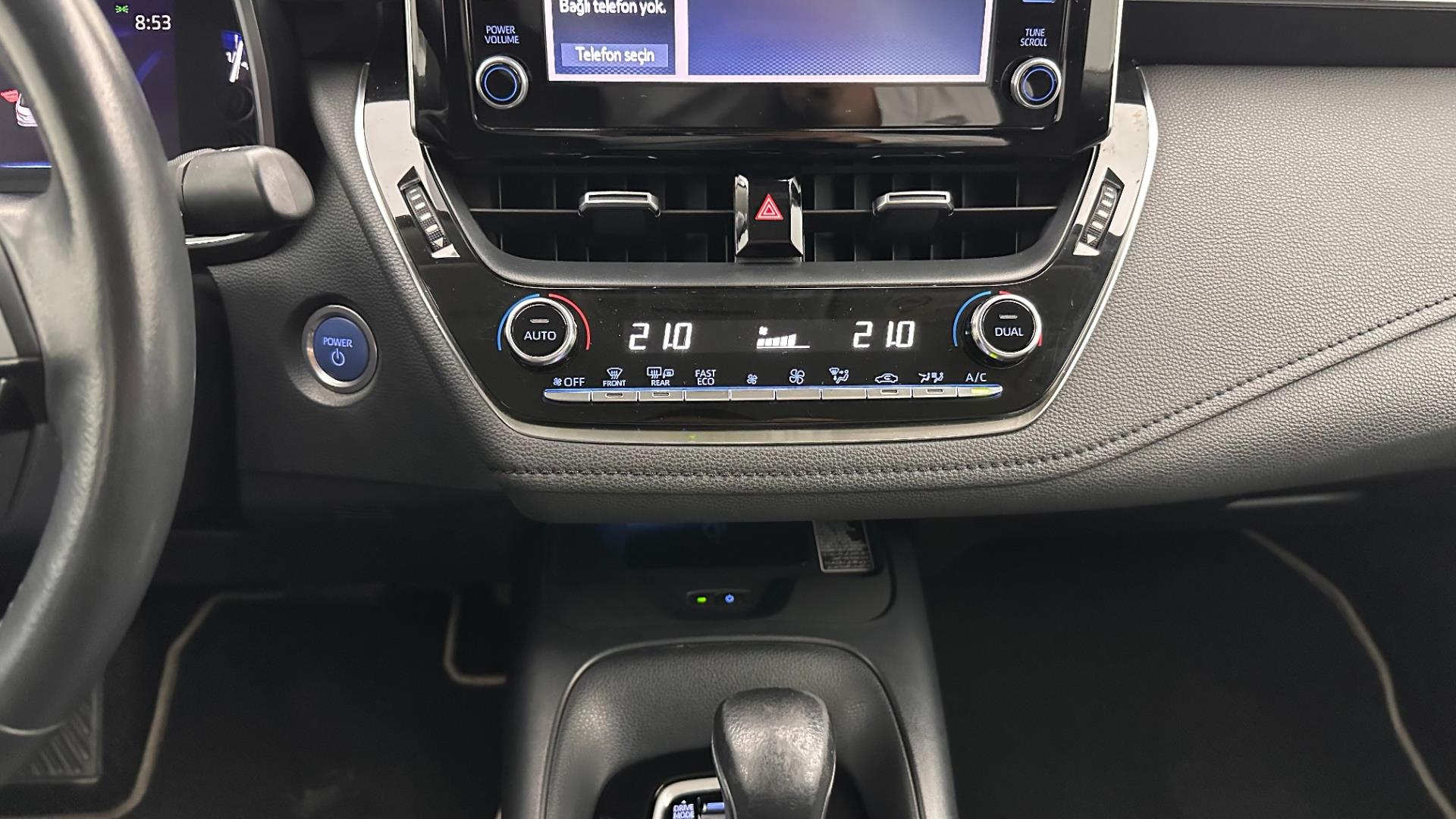 2022 TOYOTA COROLLA 1.8 HYBRID FLAME E-CVT