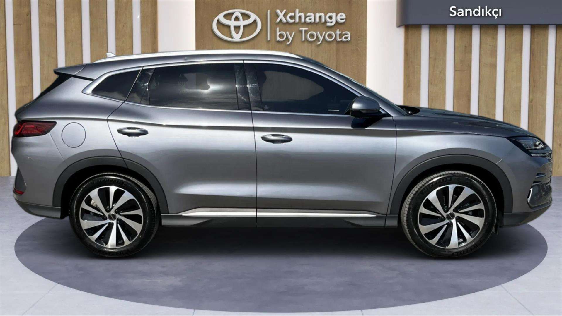 2024 BYD SEAL U DM-İ Design