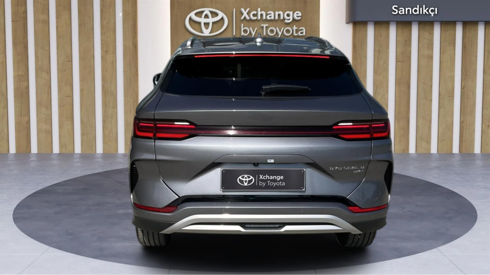 2024 BYD SEAL U DM-İ Design