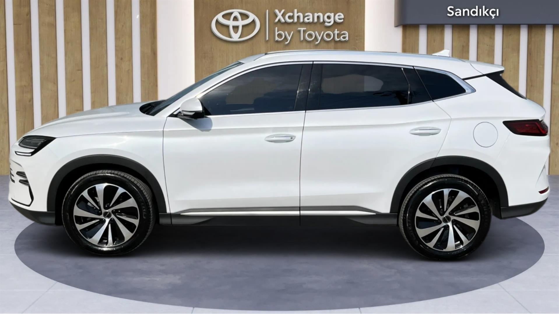 2024 BYD SEAL U DM-İ Design