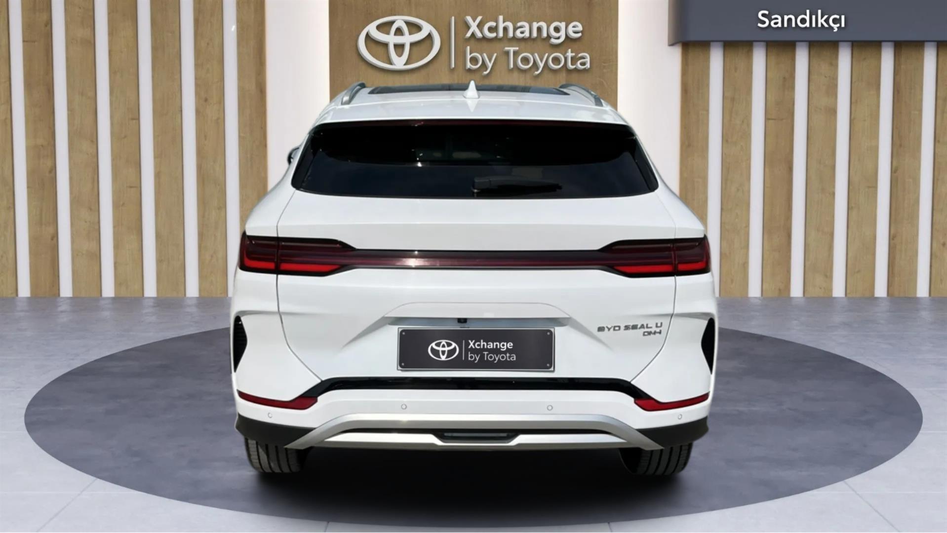 2024 BYD SEAL U DM-İ Design