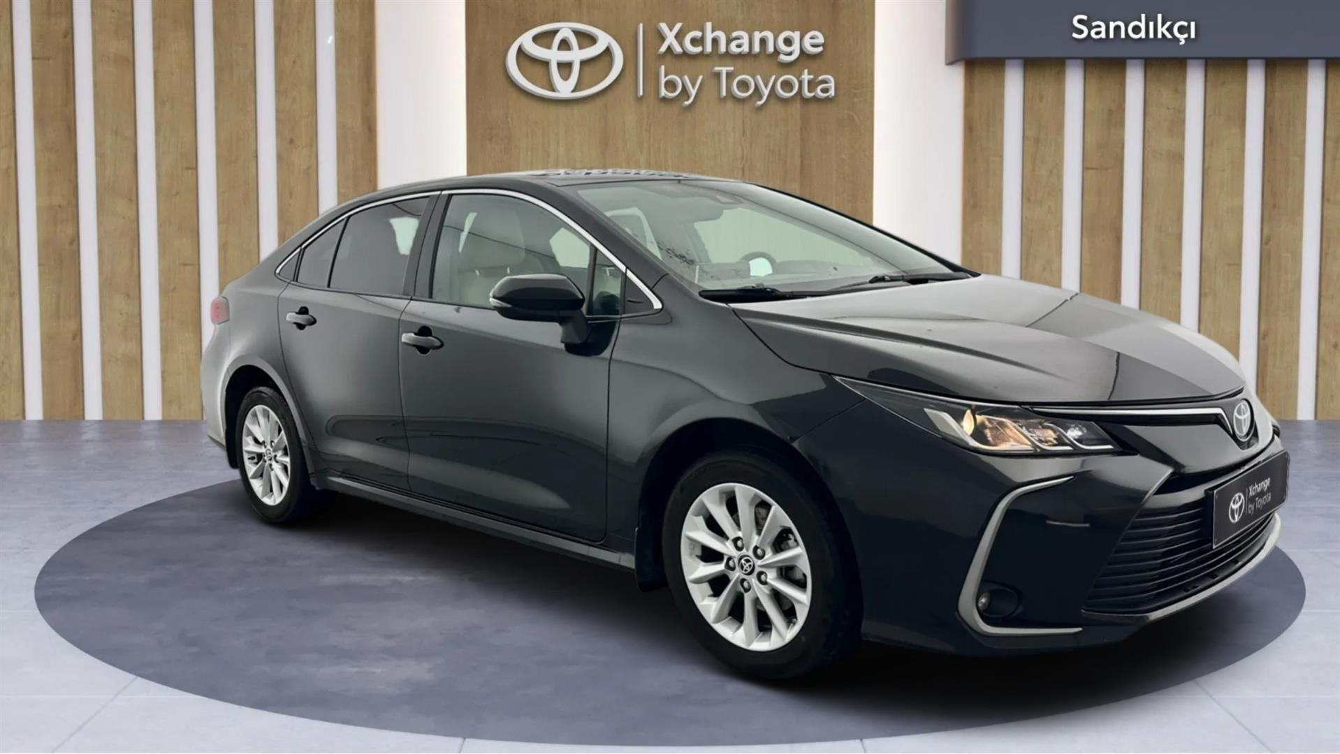 2022 TOYOTA COROLLA 1.8 HYBRID FLAME E-CVT