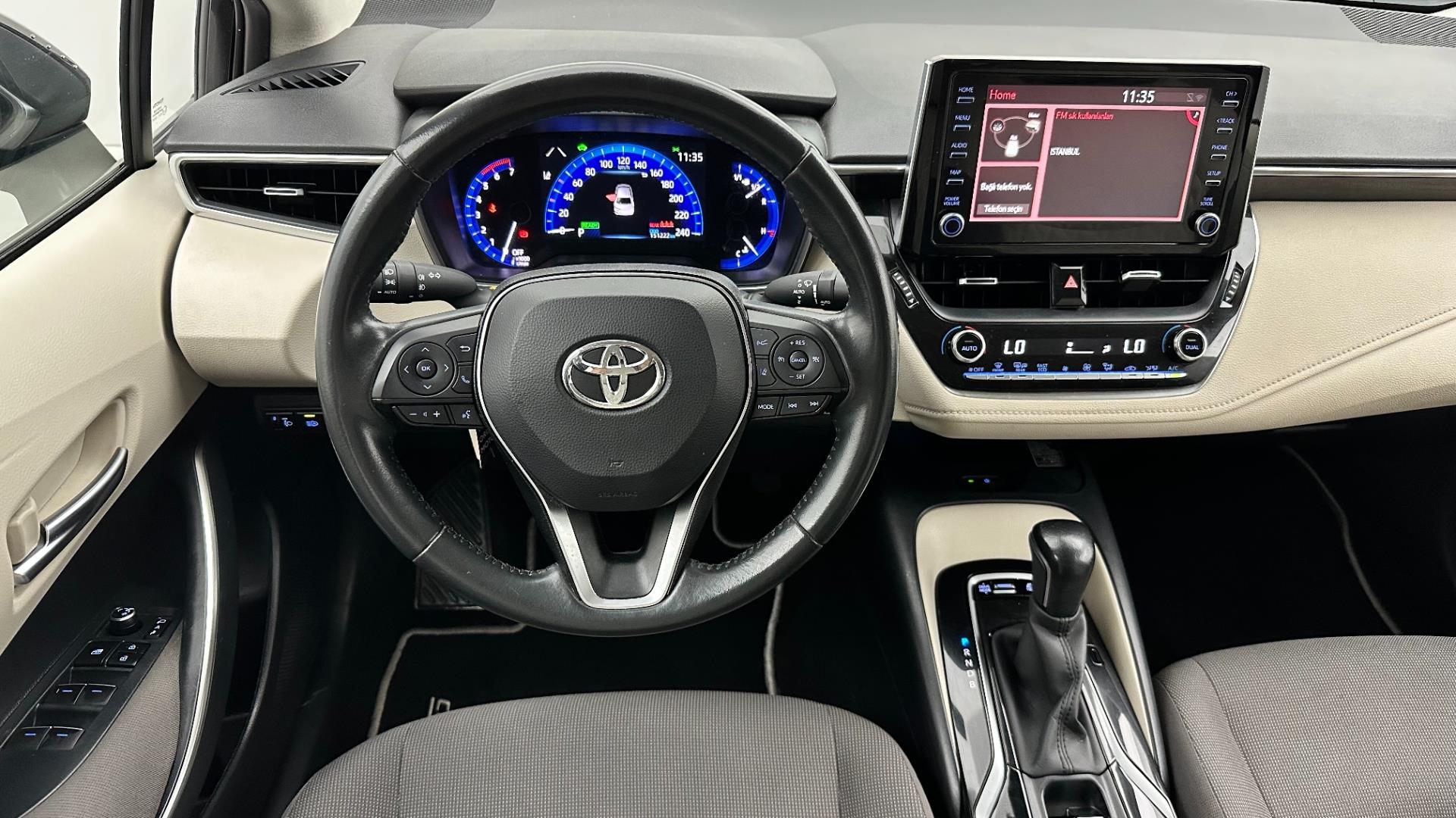 2022 TOYOTA COROLLA 1.8 HYBRID FLAME E-CVT