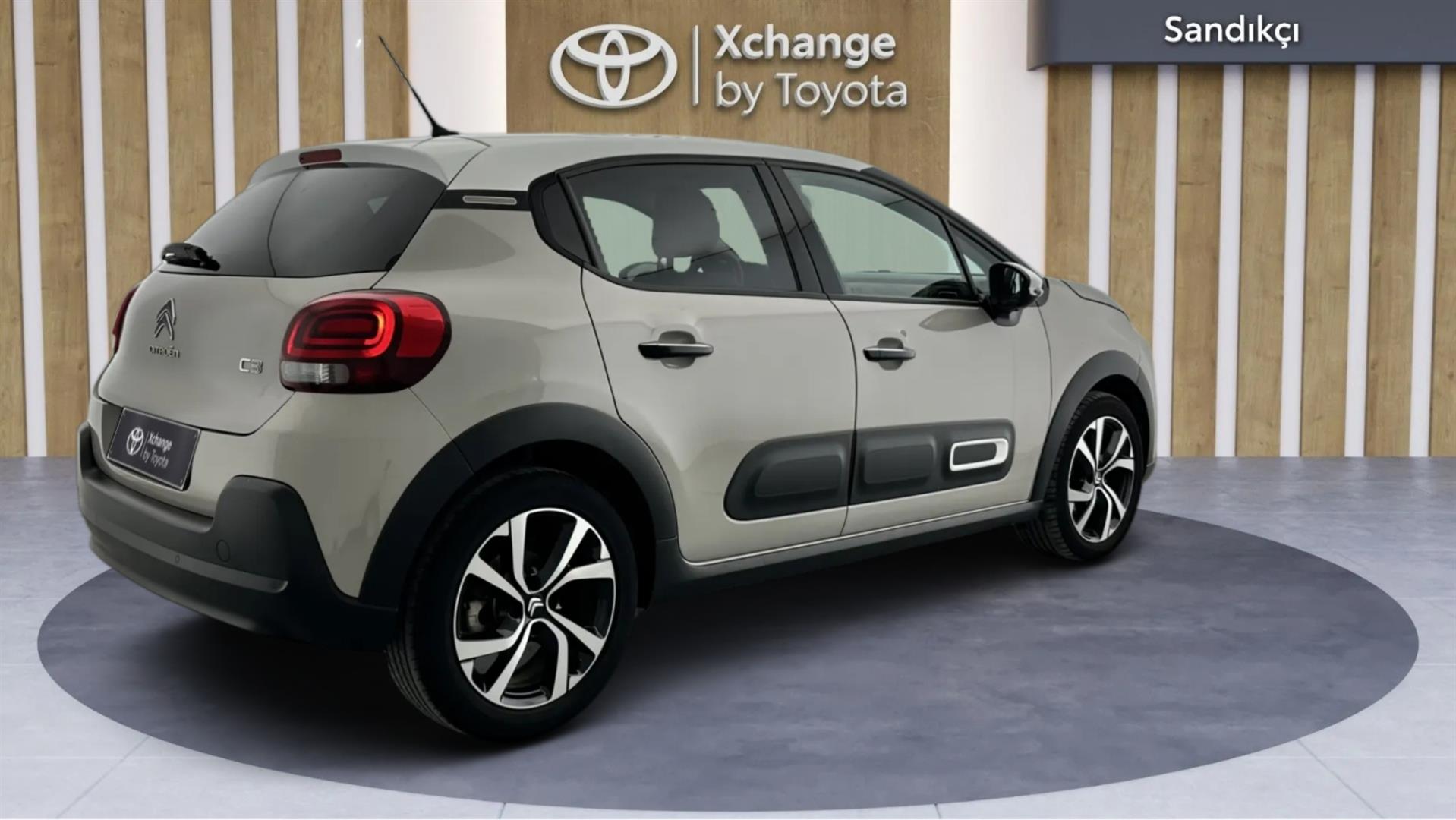 2023 CITROEN C3 1.2 PureTech S&S Shine EAT6