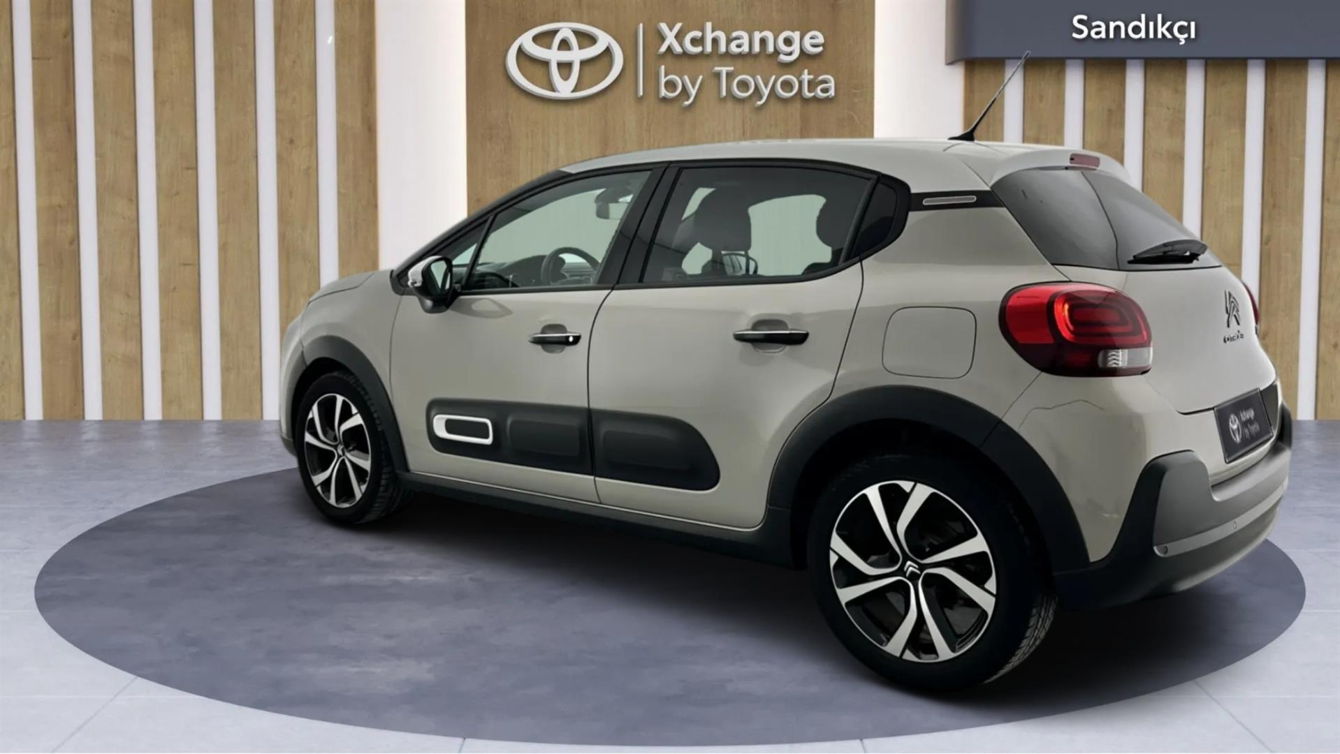 2023 CITROEN C3 1.2 PureTech S&S Shine EAT6