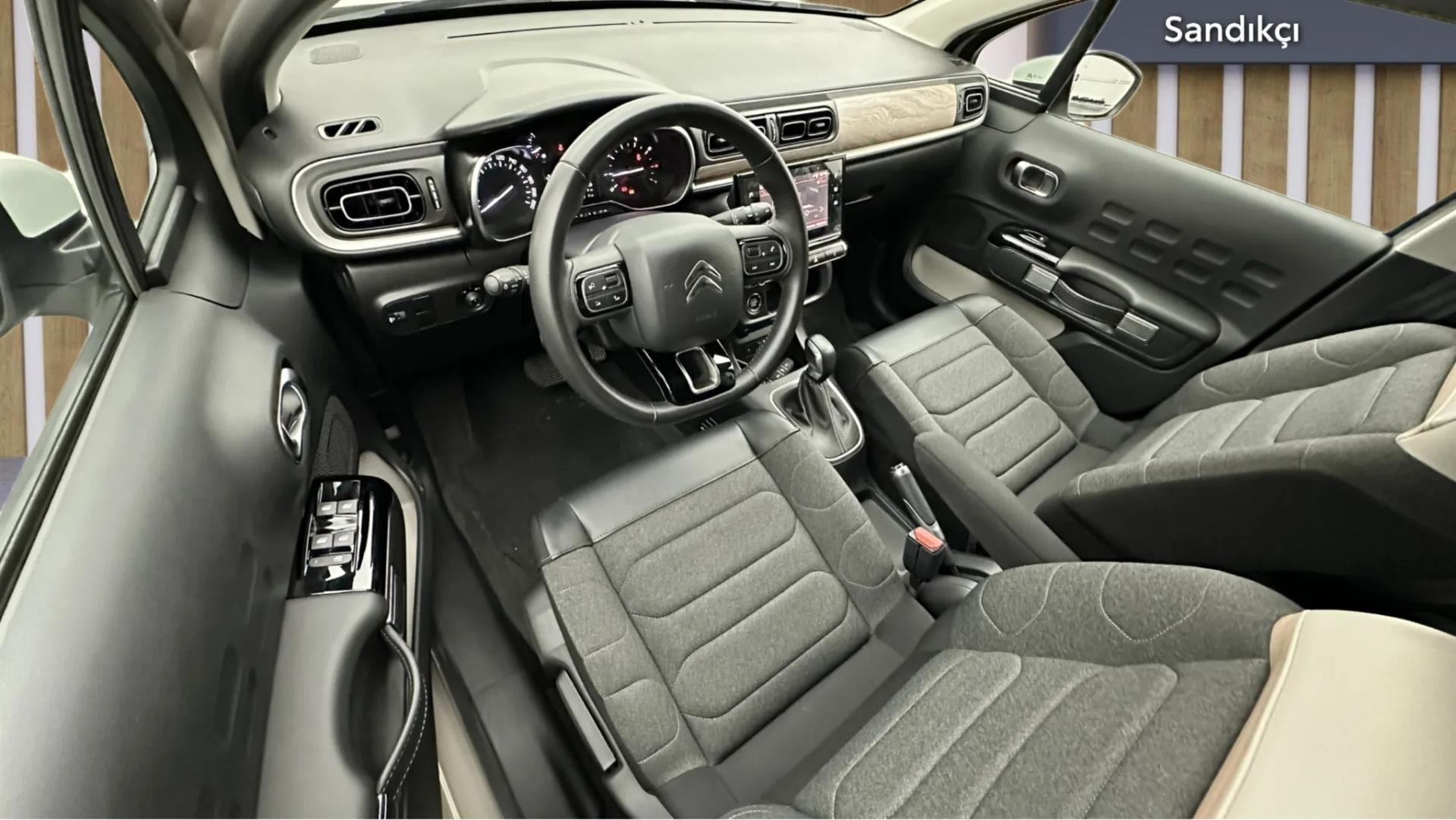 2023 CITROEN C3 1.2 PureTech S&S Shine EAT6