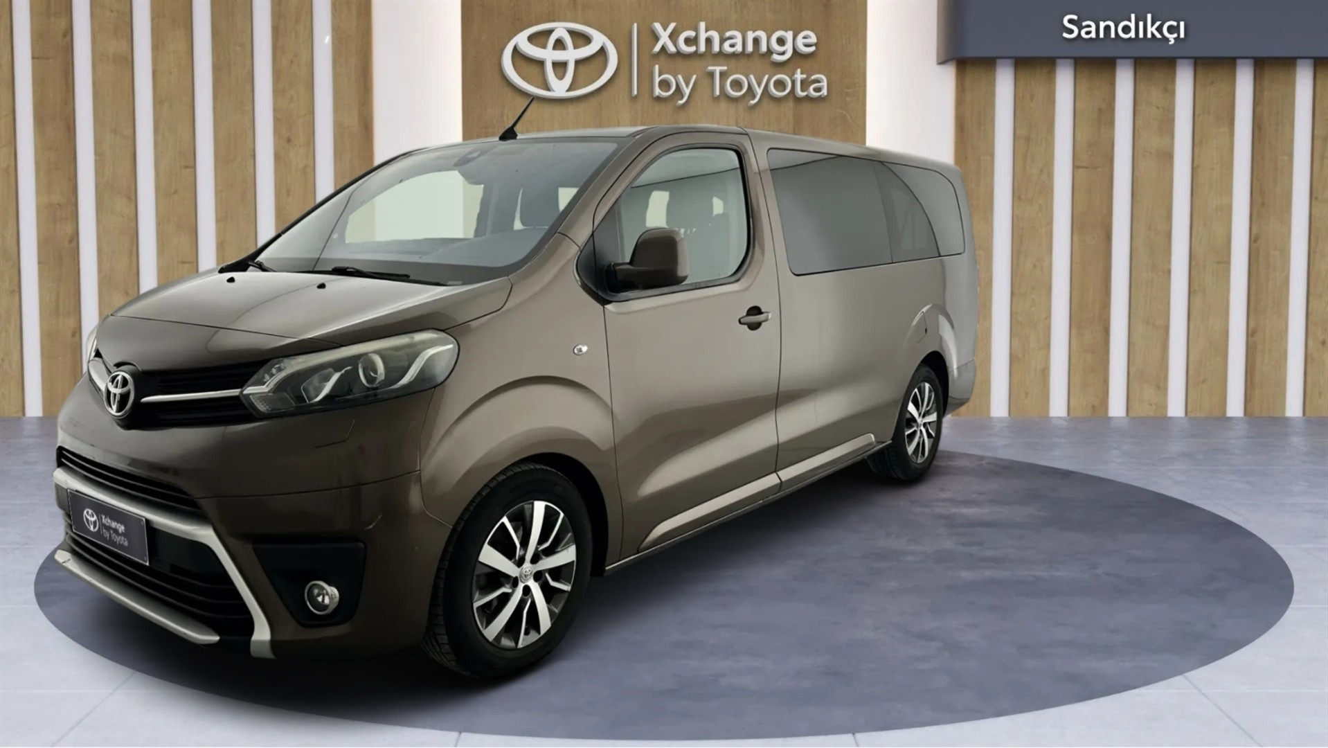 2017 TOYOTA Proace Verso 2.0L Premium