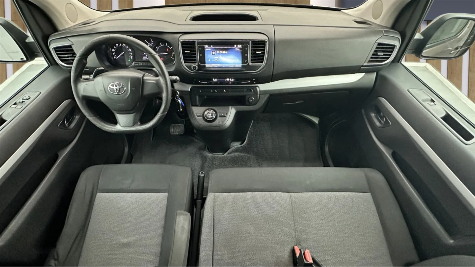 2017 TOYOTA Proace Verso 2.0L Premium