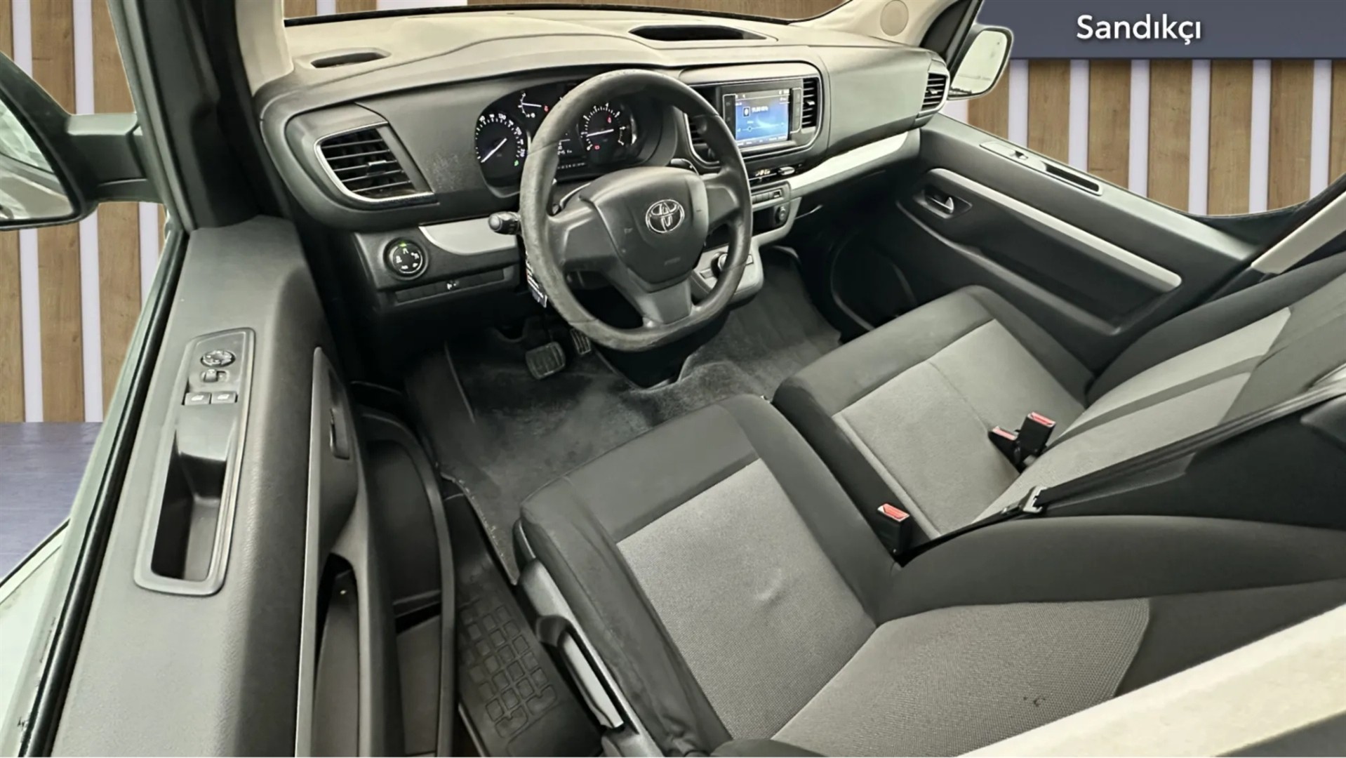 2017 TOYOTA Proace Verso 2.0L Premium