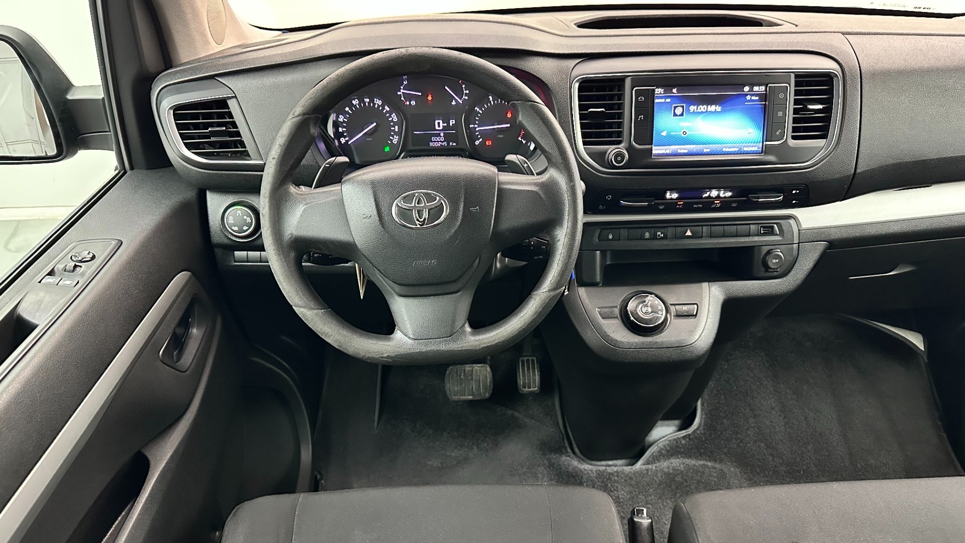 2017 TOYOTA Proace Verso 2.0L Premium