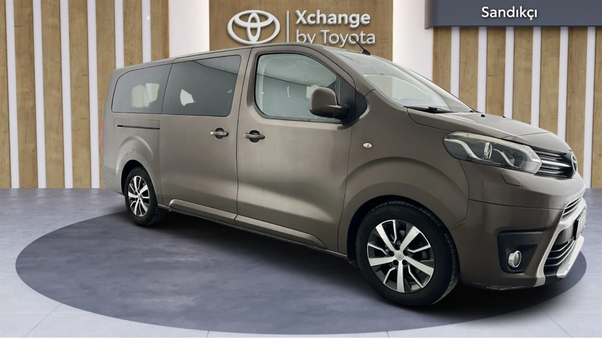 2017 TOYOTA Proace Verso 2.0L Premium