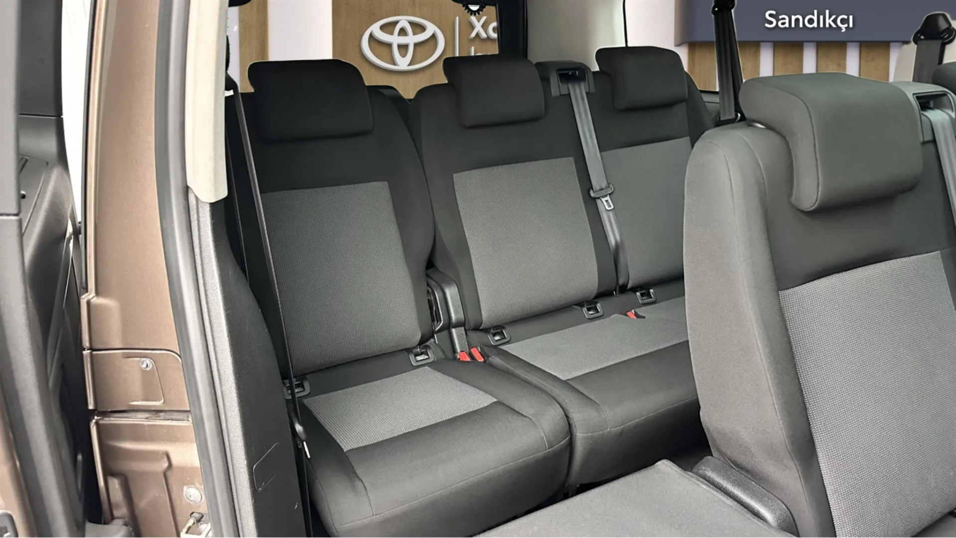 2017 TOYOTA Proace Verso 2.0L Premium