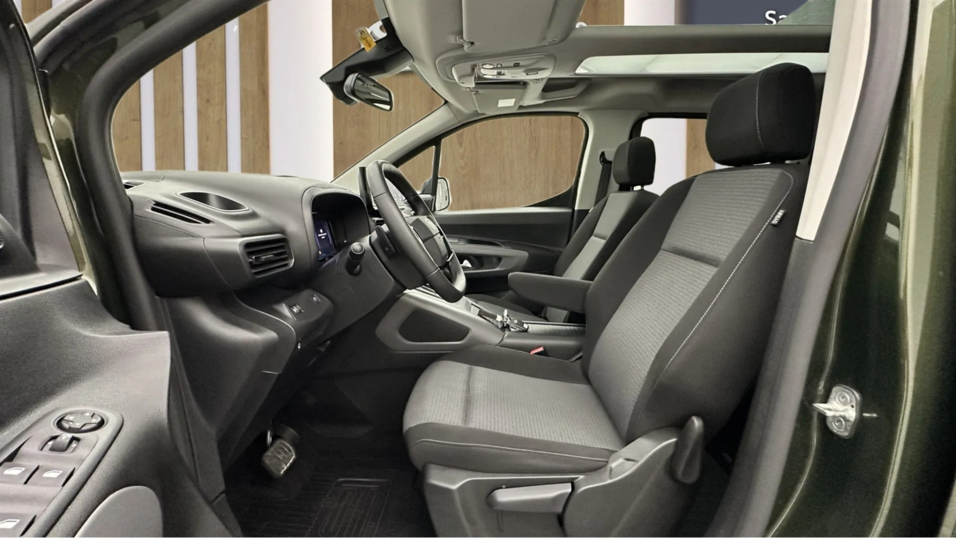 2025 TOYOTA PROACE CITY 1.5 D PASSION X-PACK A/T