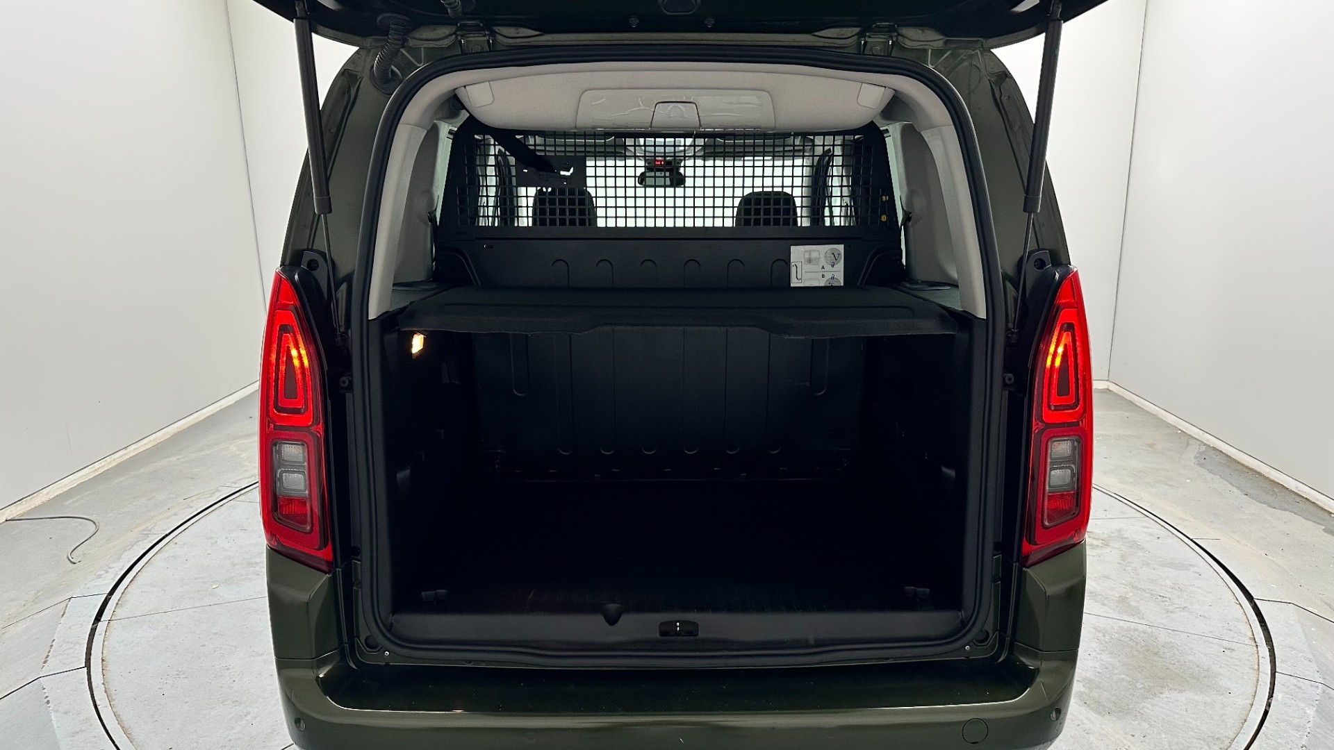 2025 TOYOTA PROACE CITY 1.5 D PASSION X-PACK A/T