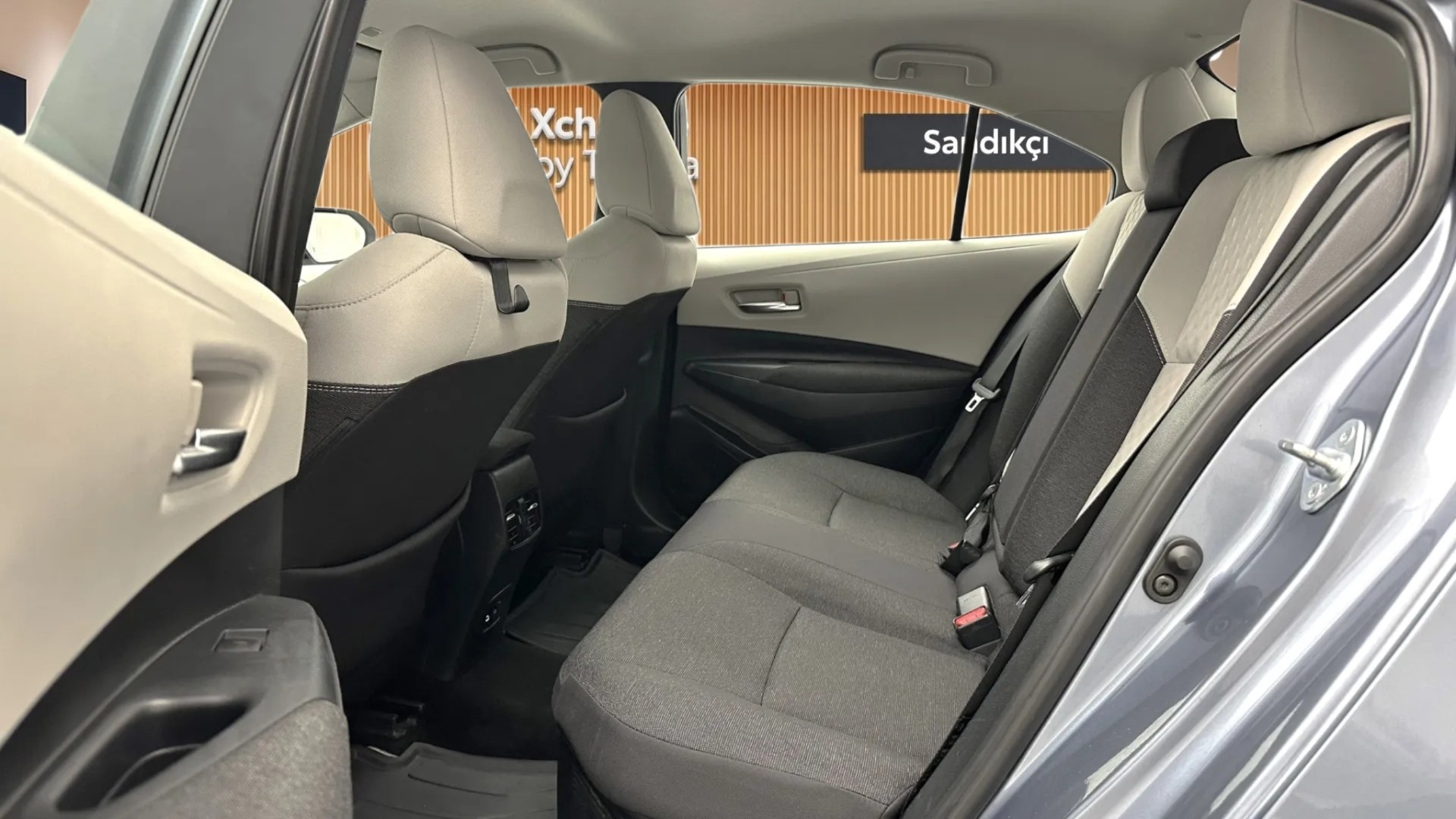 2023 TOYOTA COROLLA 1.8 HYBRID DREAM E-CVT