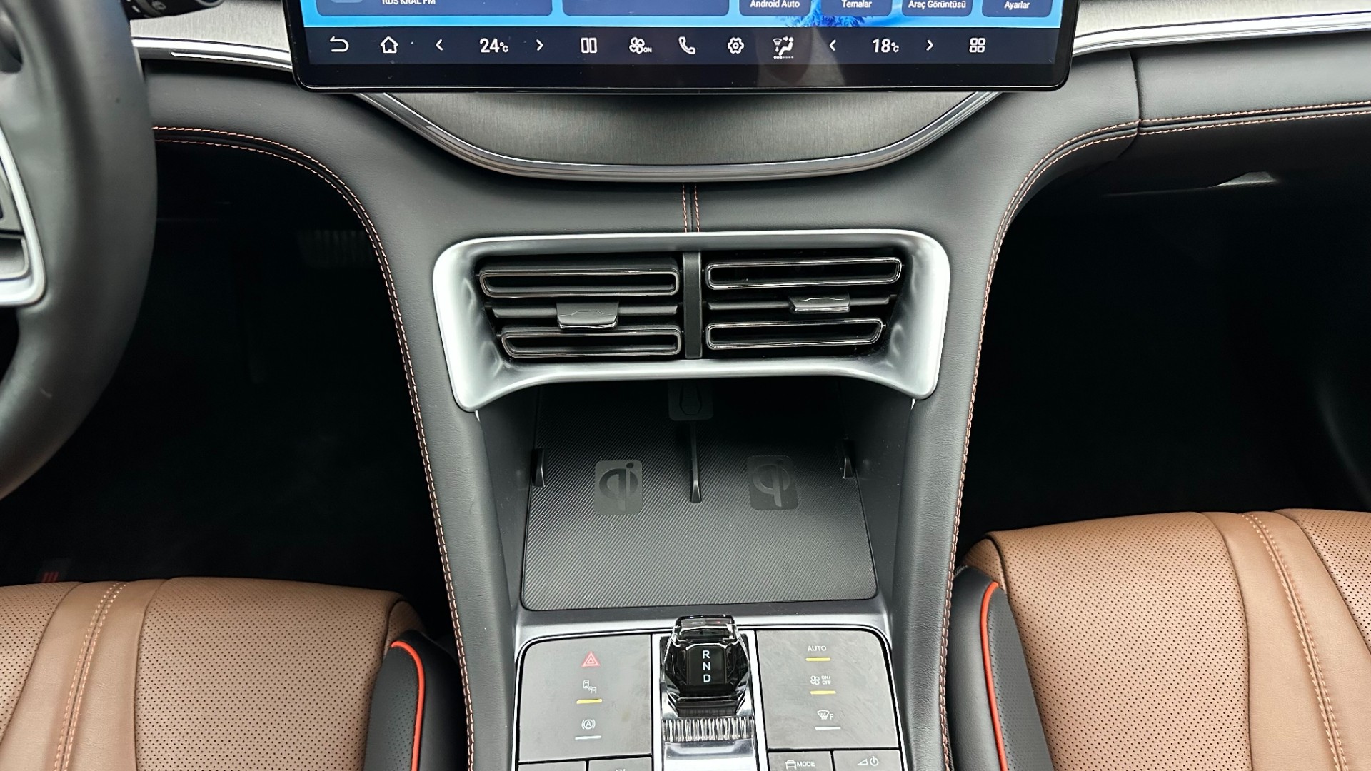 2024 BYD SEAL U DM-İ Design