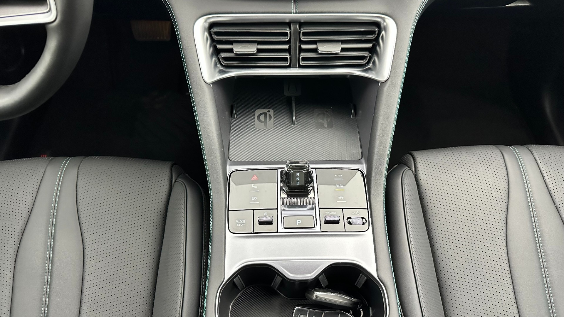 2025 BYD SEAL U EV Design