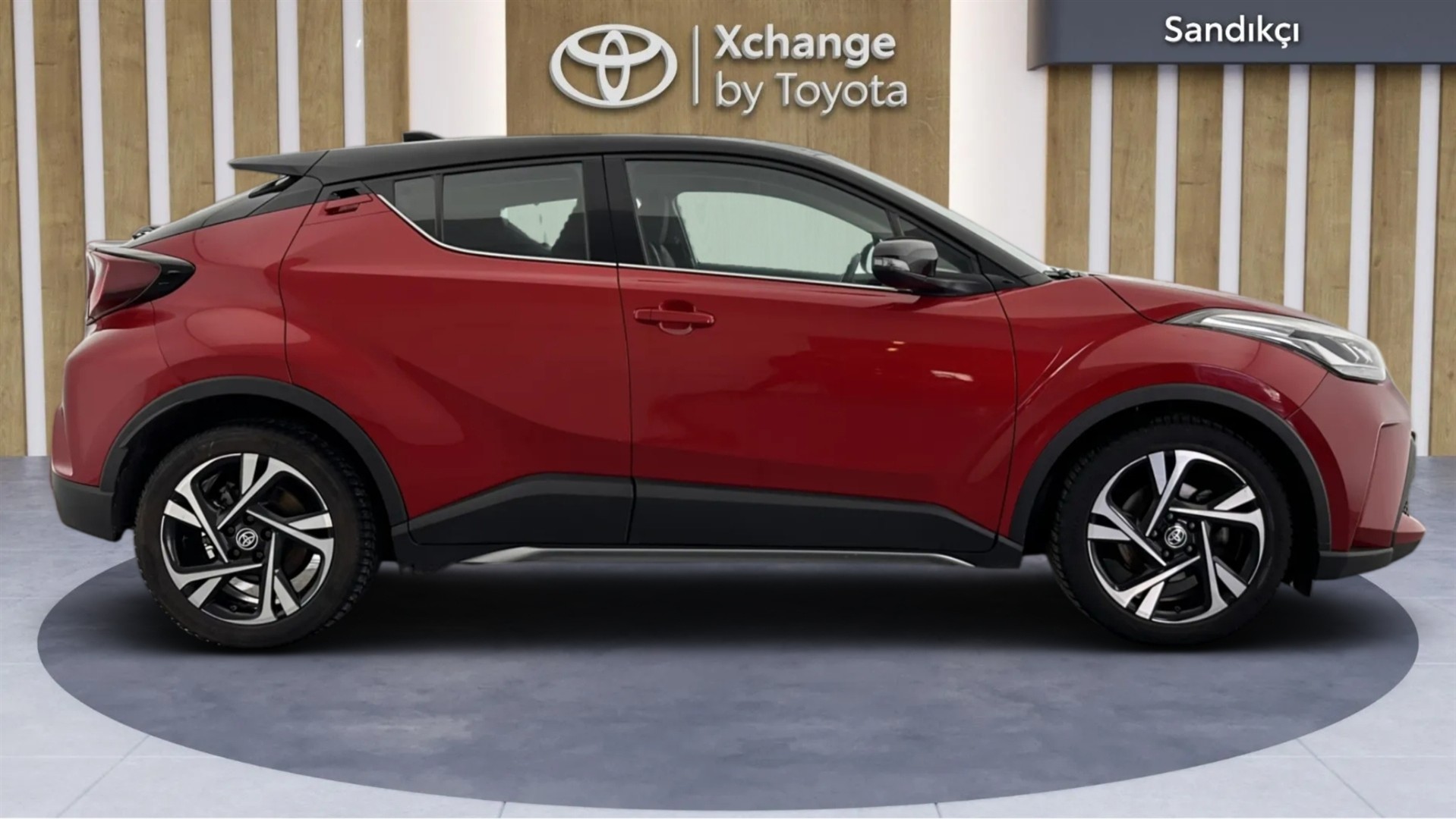2022 TOYOTA C-HR 1.8 HYBRID 4*2 PASSION E-CVT
