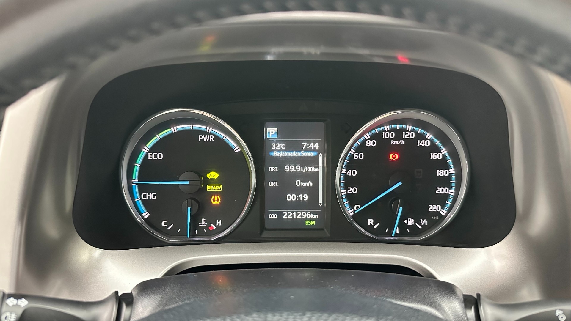 2017 TOYOTA RAV 4 2.5 HYBRID 4X4 PREMIUM PLUS NAVI MULTIDRIVE S