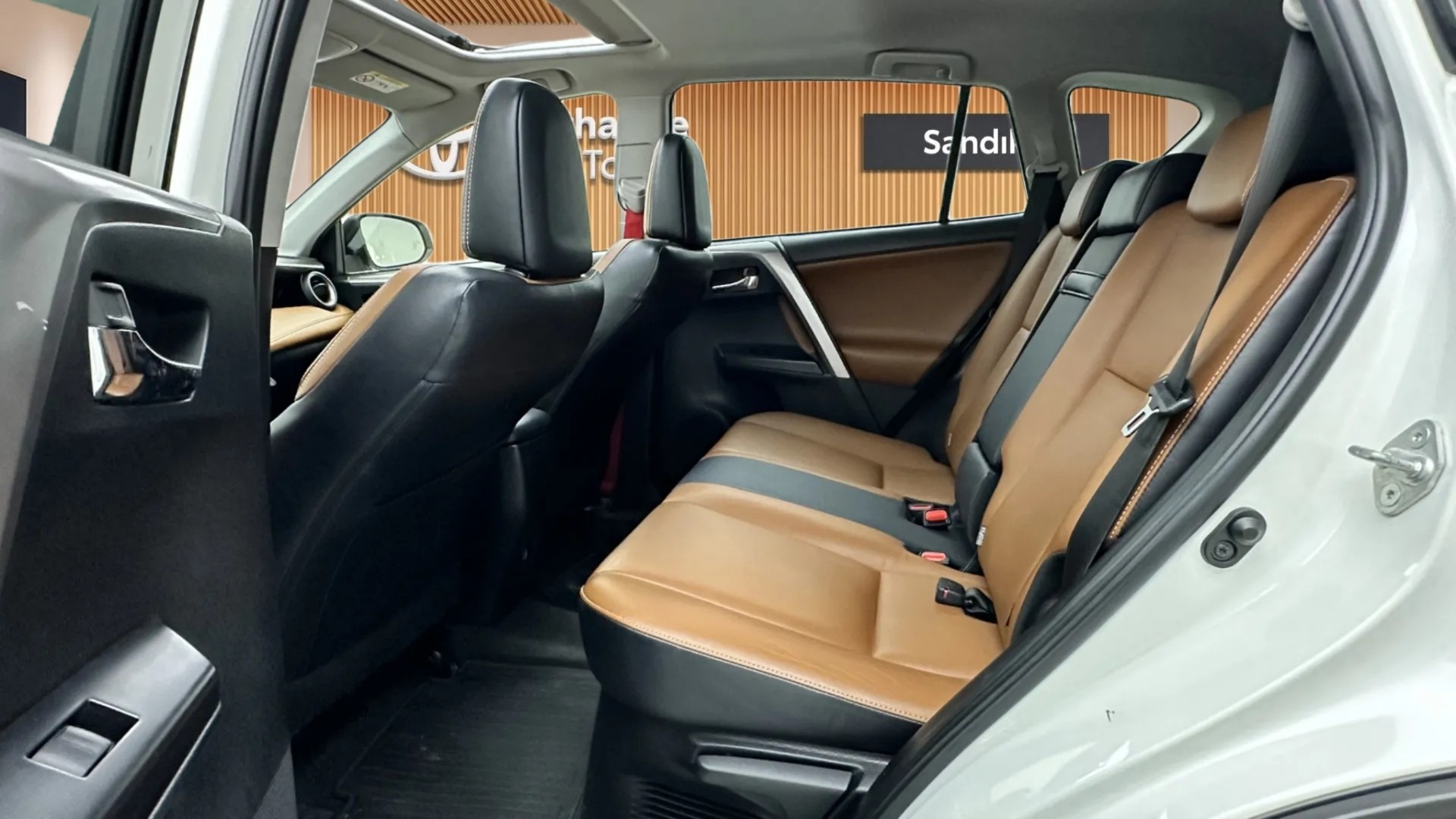 2017 TOYOTA RAV 4 2.5 HYBRID 4X4 PREMIUM PLUS NAVI MULTIDRIVE S