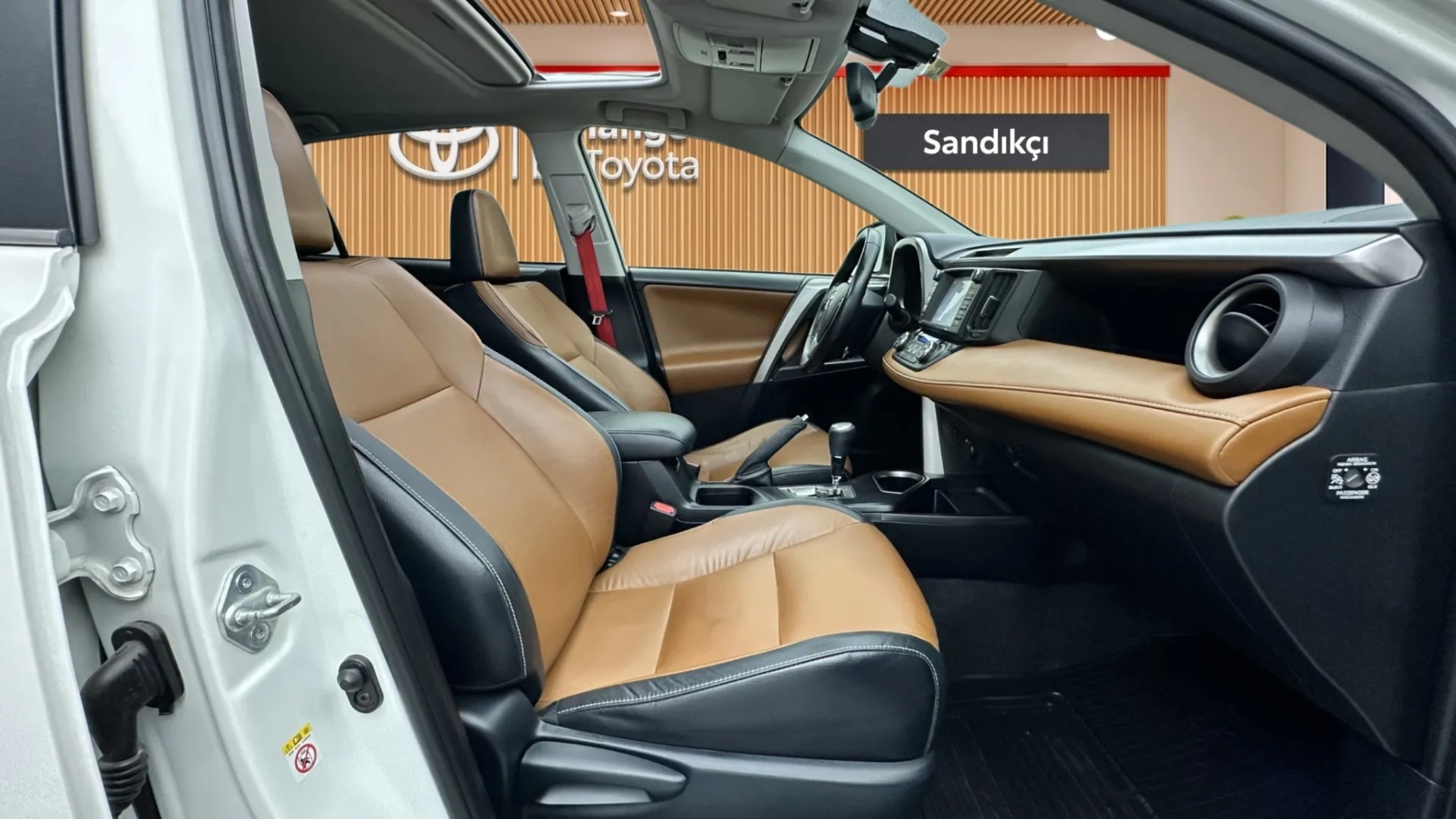 2017 TOYOTA RAV 4 2.5 HYBRID 4X4 PREMIUM PLUS NAVI MULTIDRIVE S