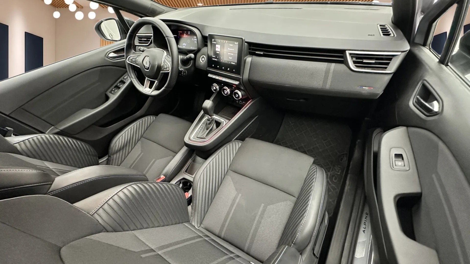 2024 RENAULT CLIO 1.0 TCe Techno Esprit Alpine