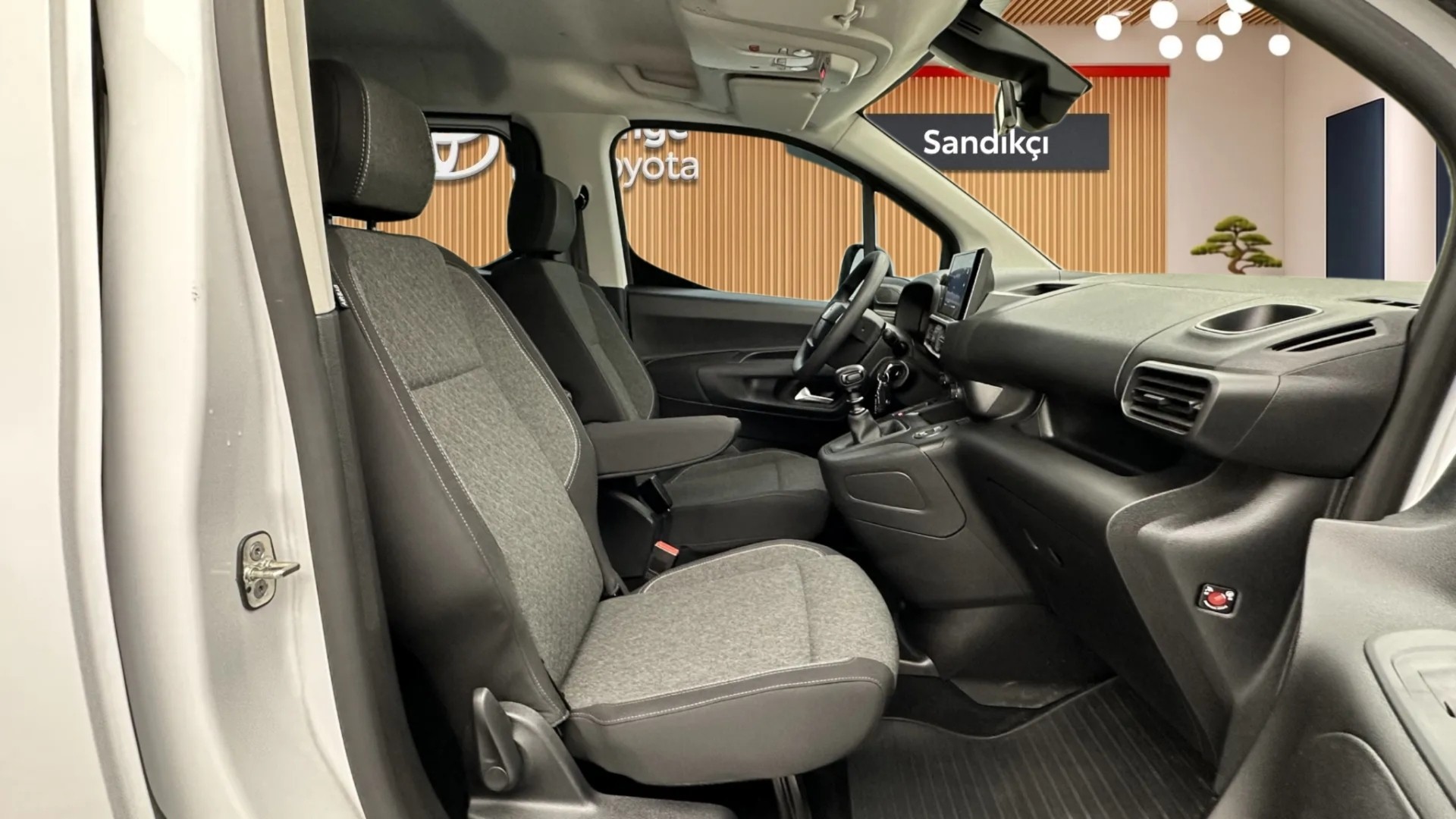 2025 OPEL COMBO KOMBİ 1.5 CDTI ESSENTIA