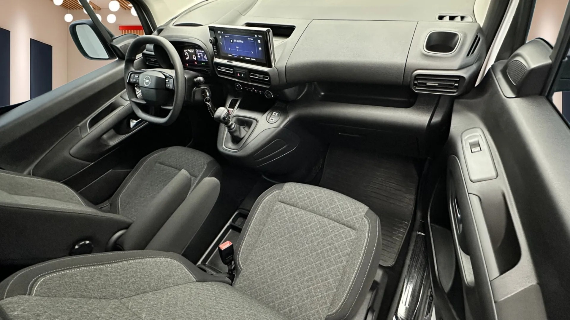 2025 OPEL COMBO KOMBİ 1.5 CDTI ESSENTIA
