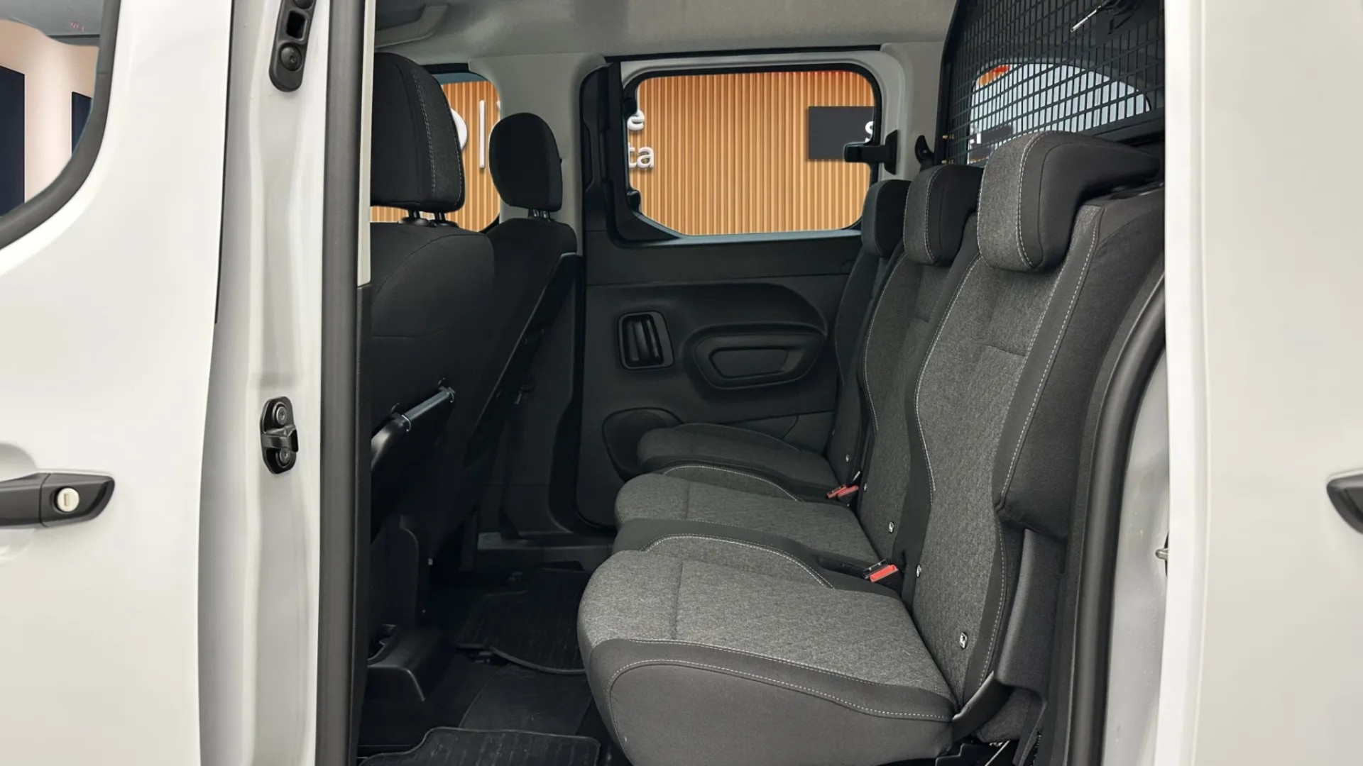2025 OPEL COMBO KOMBİ 1.5 CDTI ESSENTIA